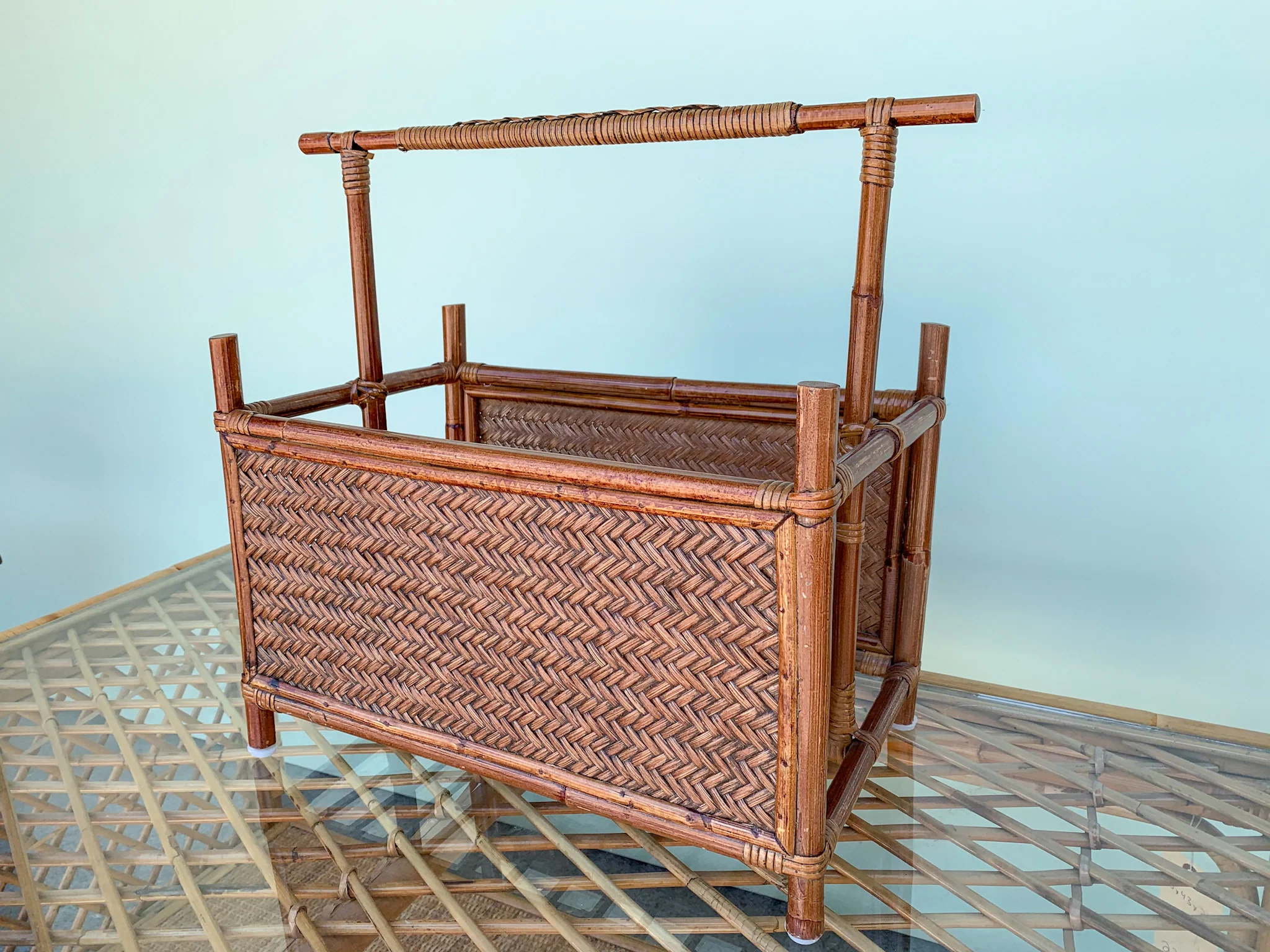 Island Chic Magazine Rack - Image 4