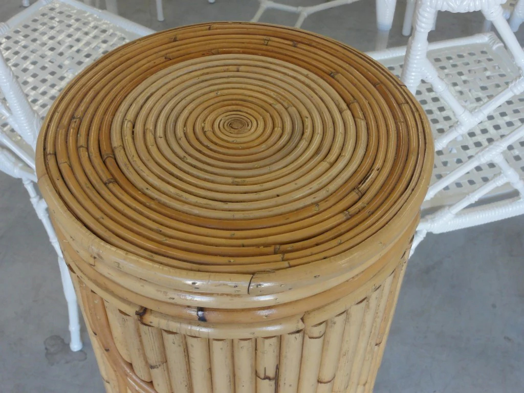 Island Chic Rattan Leaf Pedestal - Image 4