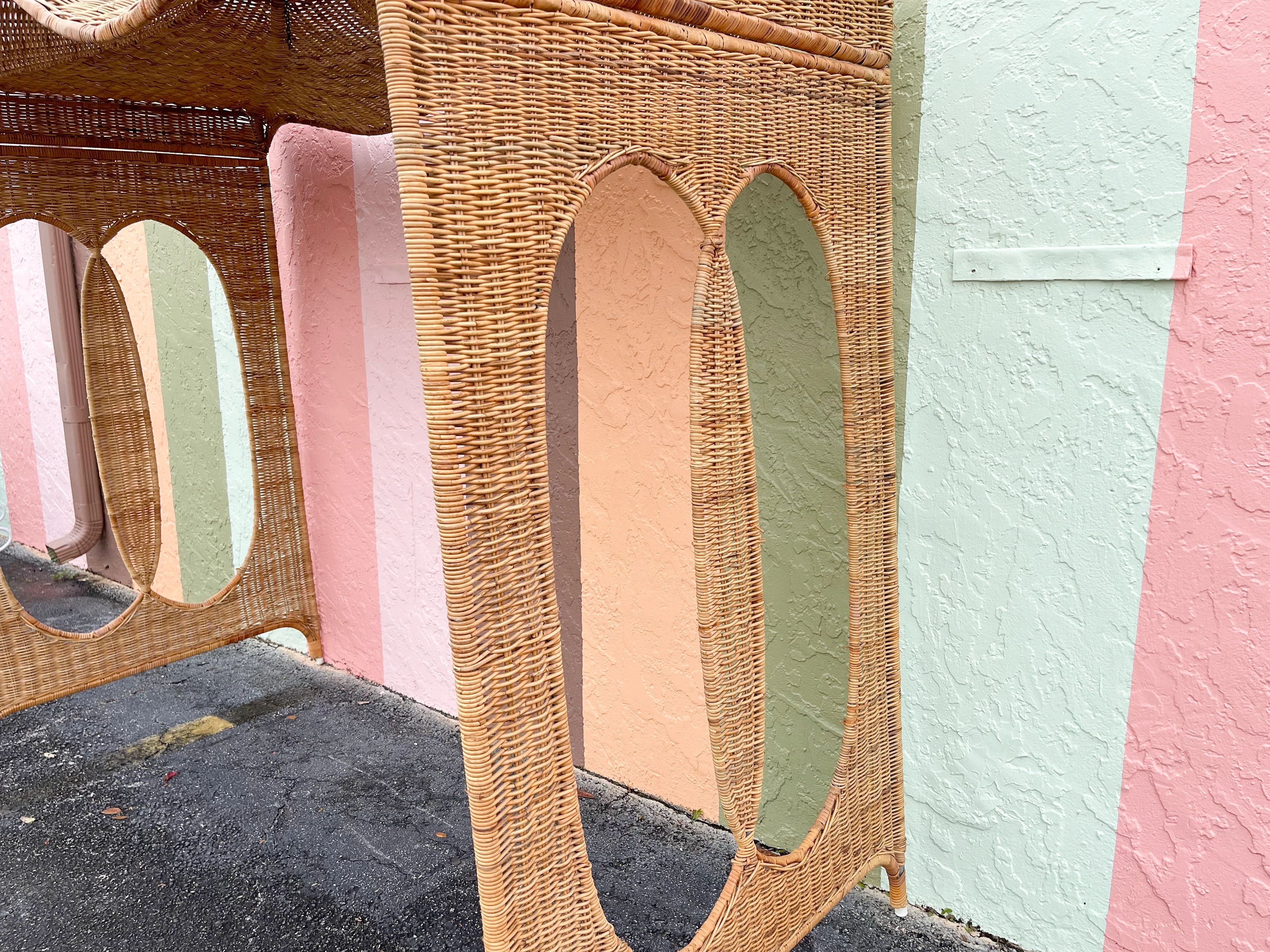 Island Chic Rattan Pagoda Day Bed - Image 7