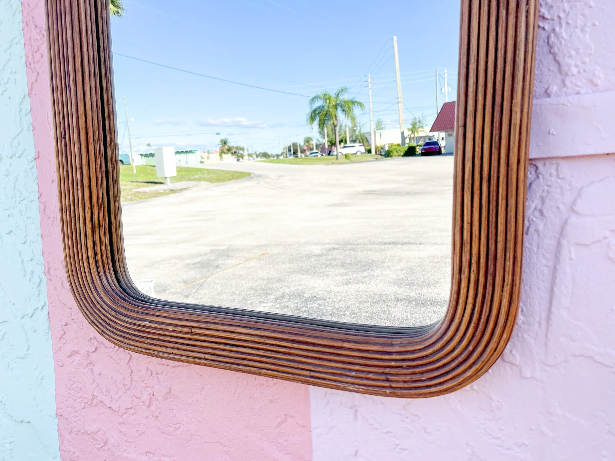Kips Bay Show House Island Chic Split Reed Rattan Mirror - Image 4