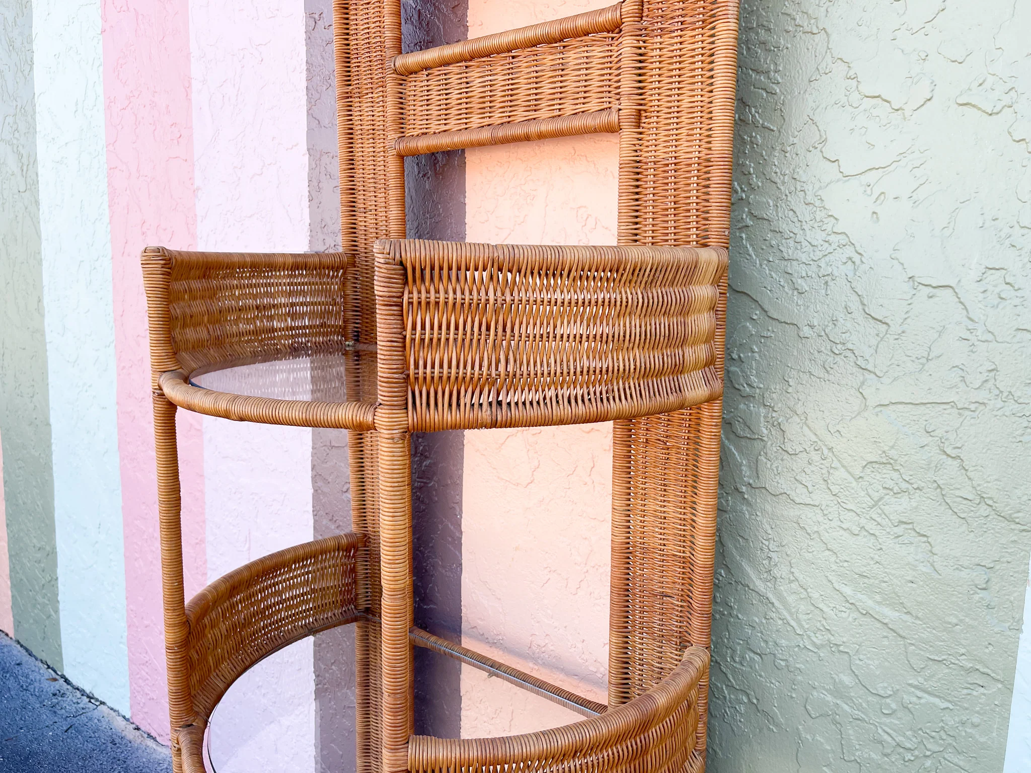 Island Chic Wicker Bar - Image 7