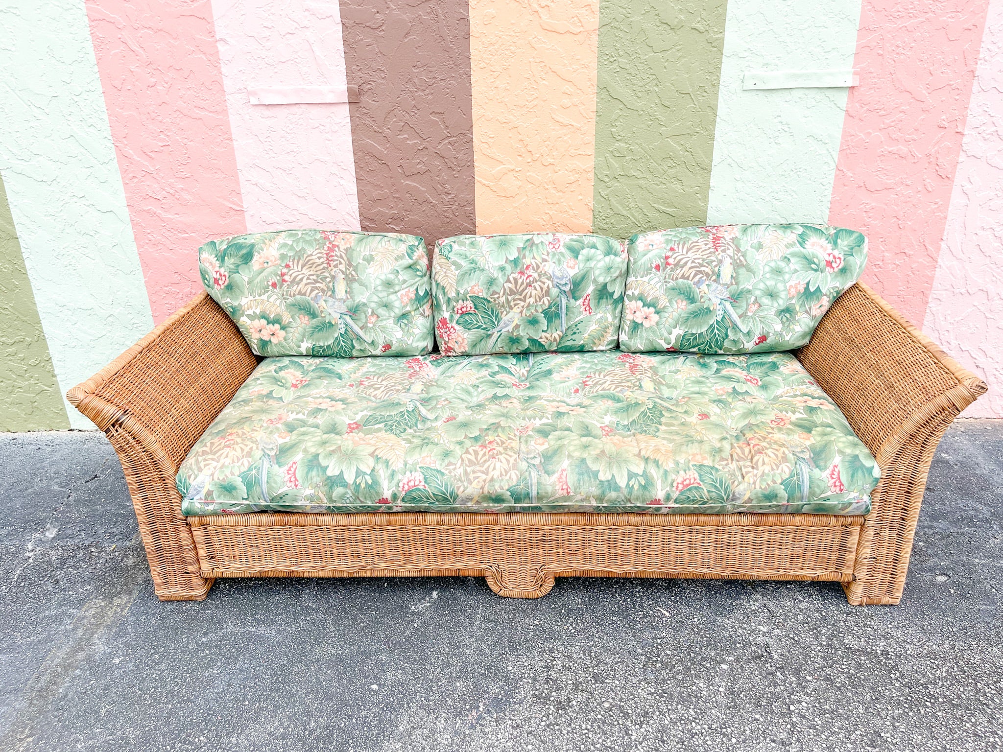 Island Chic Wicker Sofa - Image 2