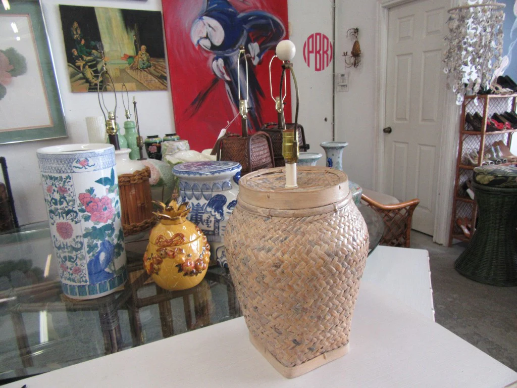 Island Style Basket Lamp - Image 2