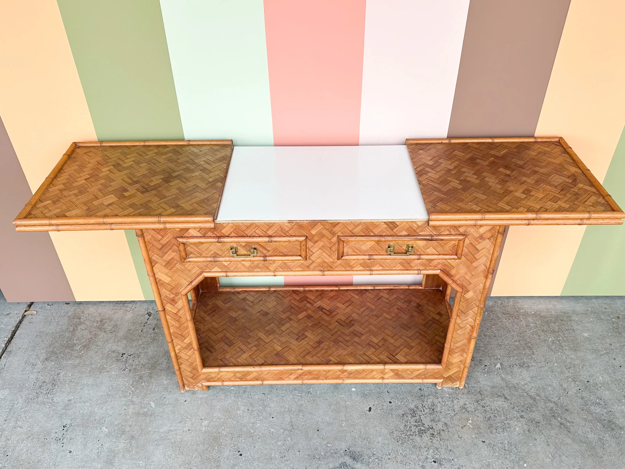 Island Style Parquet Rattan Bar - Image 6