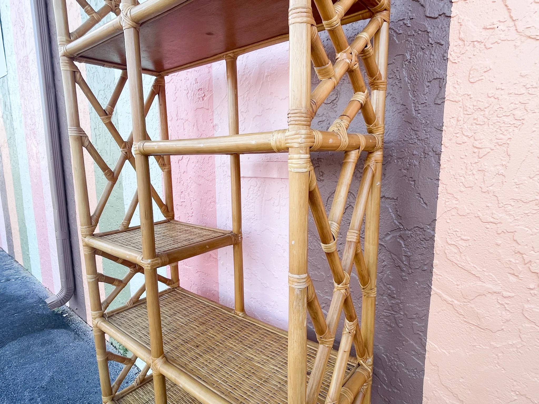 Island Style Rattan Chippendale Etagere - Image 4