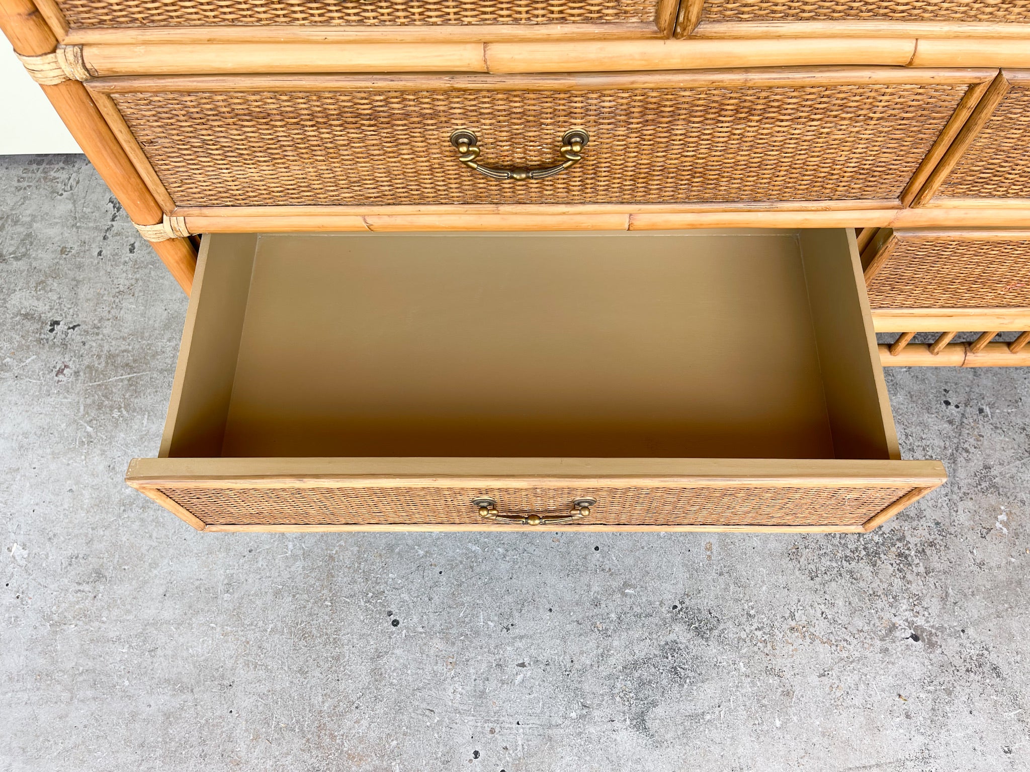 Island Style Rattan Dresser - Image 9