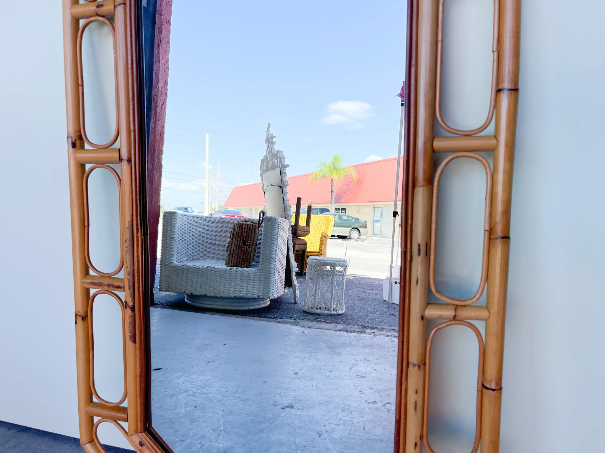 Island Style Rattan Mirror - Image 4