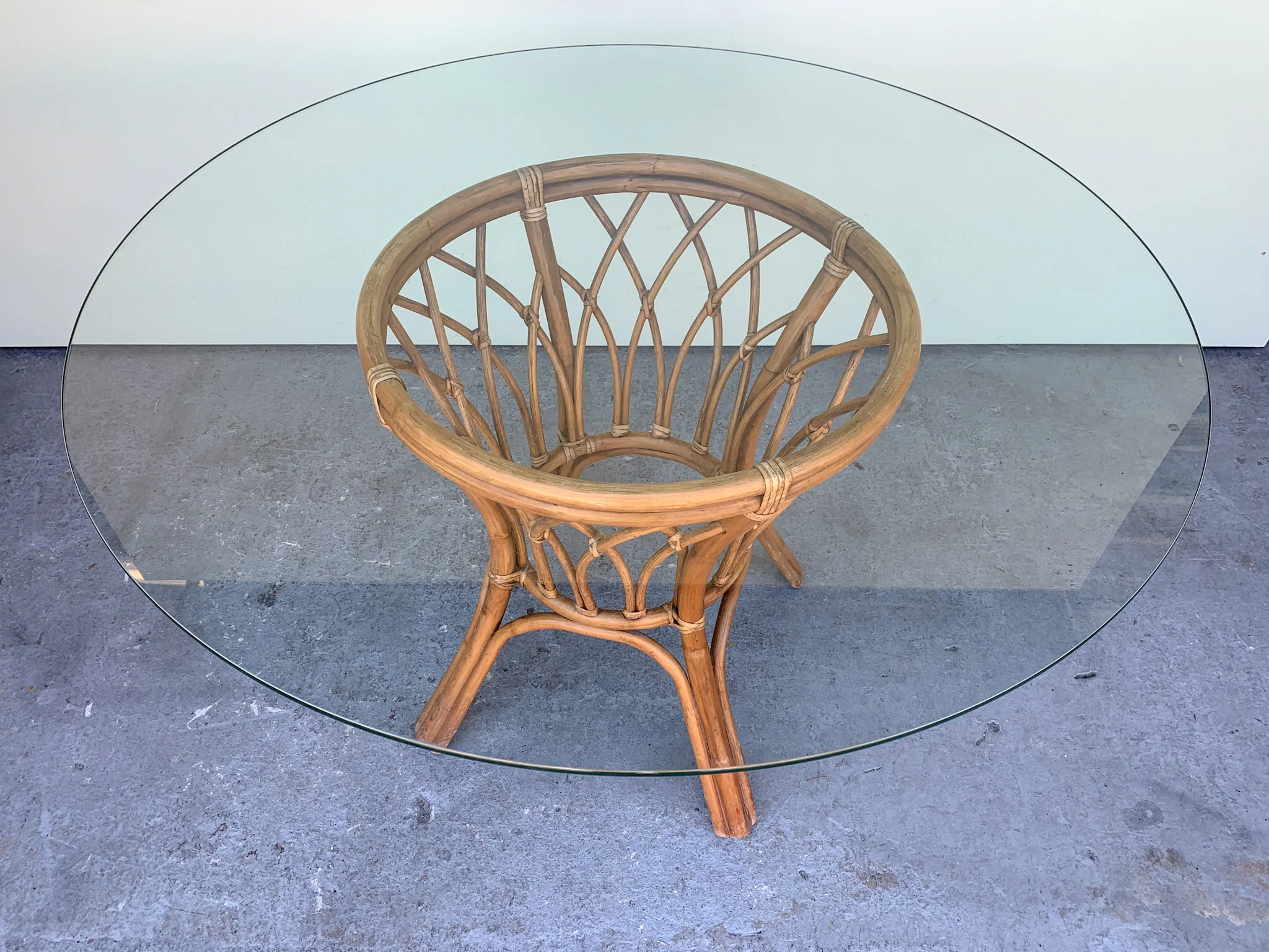 Island Style Rattan Table - Image 3