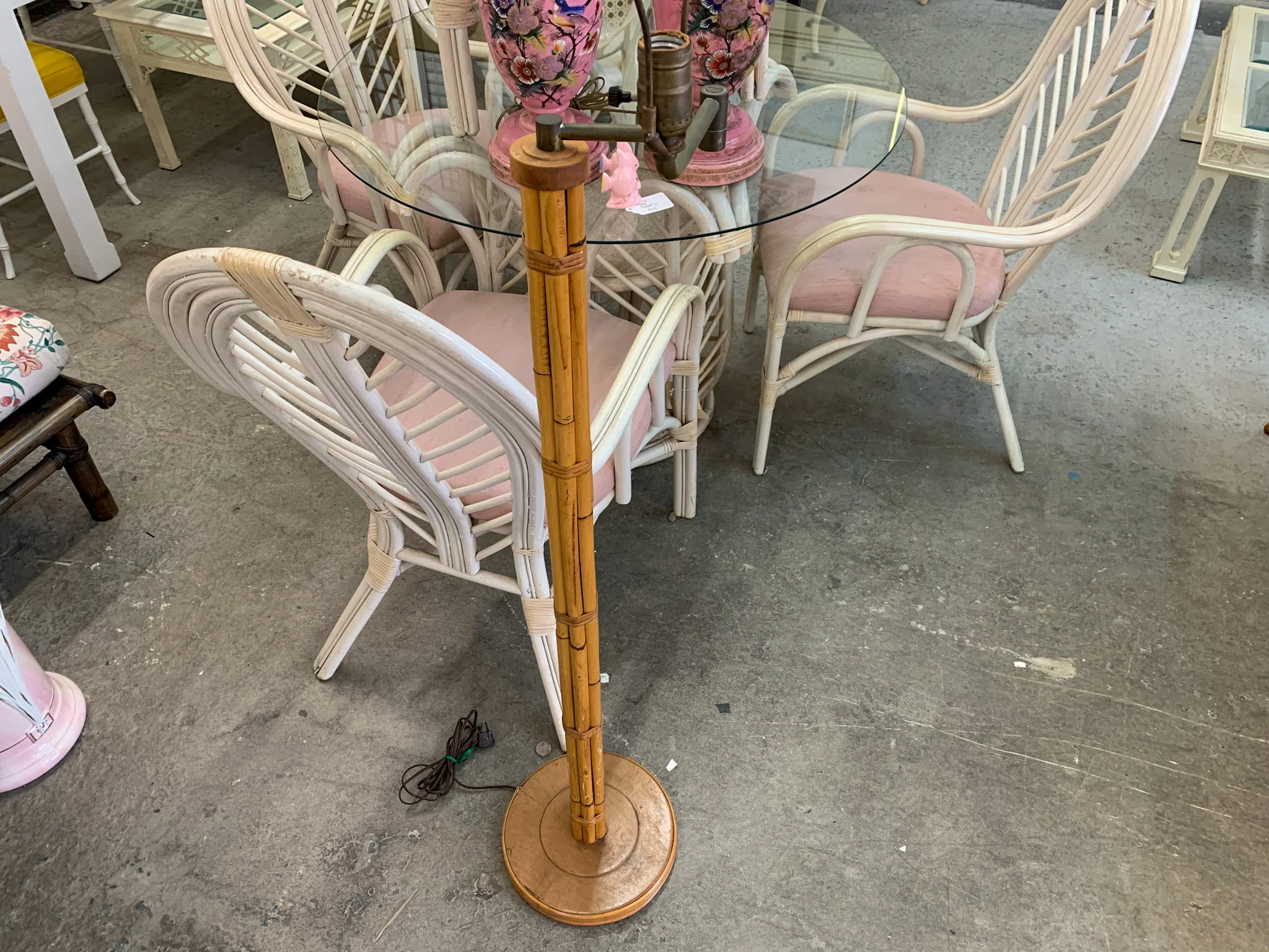 Islandy Bamboo Floor Lamp - Image 6