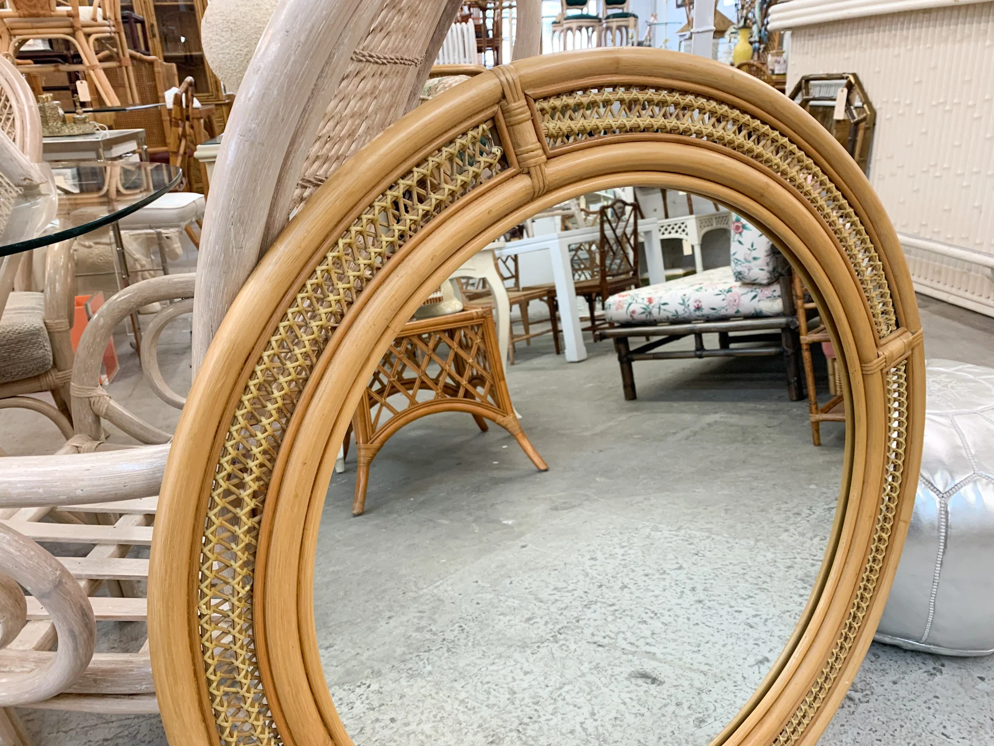 Islandy Round Rattan Mirror - Image 4