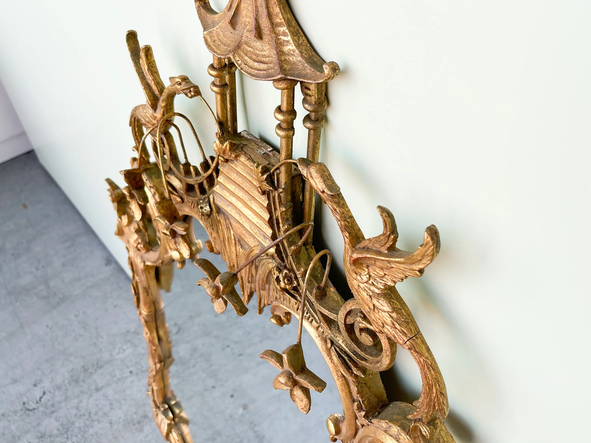Italian Gold Gilt Chippendale Mirror - Image 4
