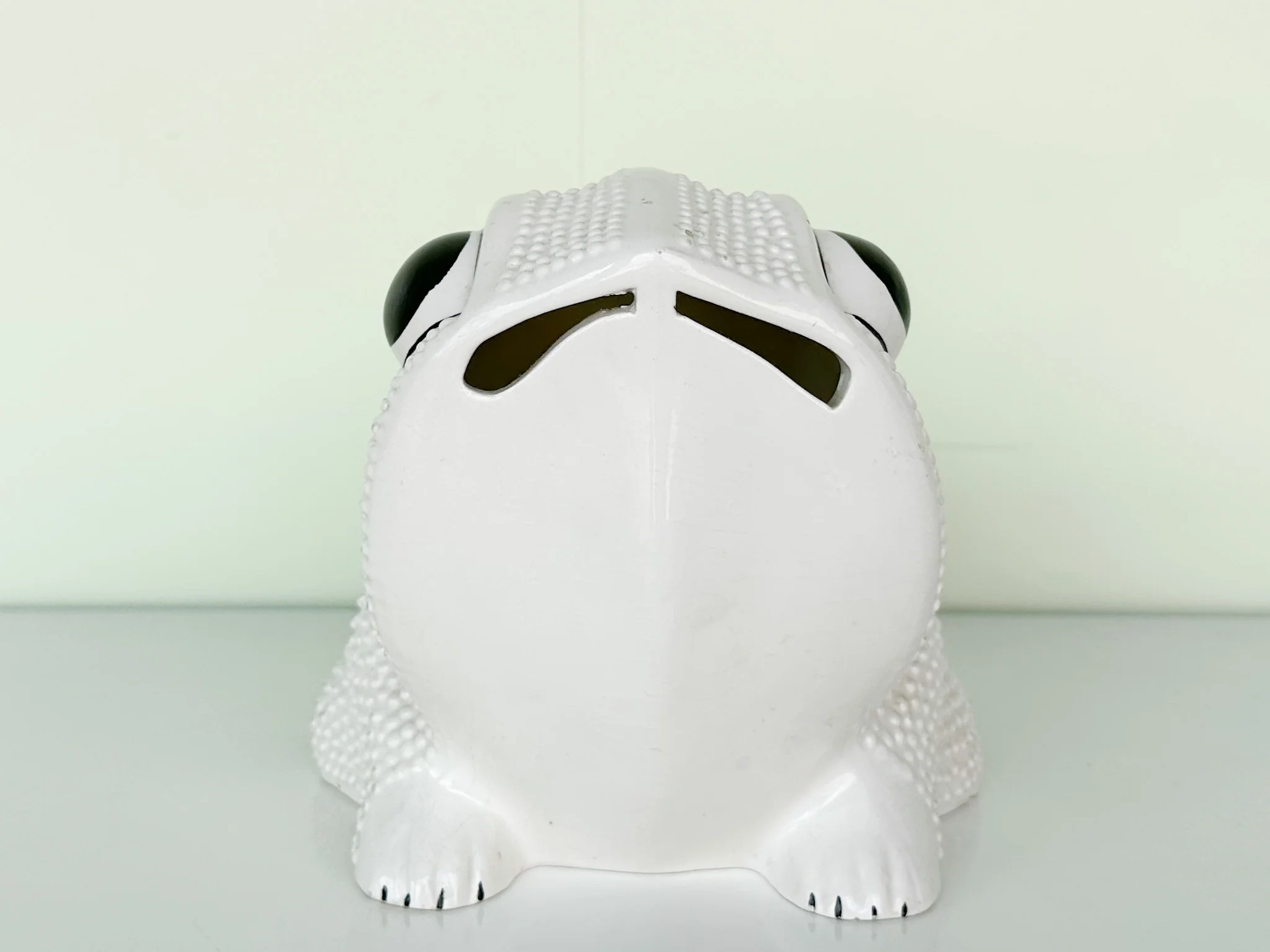 Italian Hobnail Frog Cachepot - Image 3