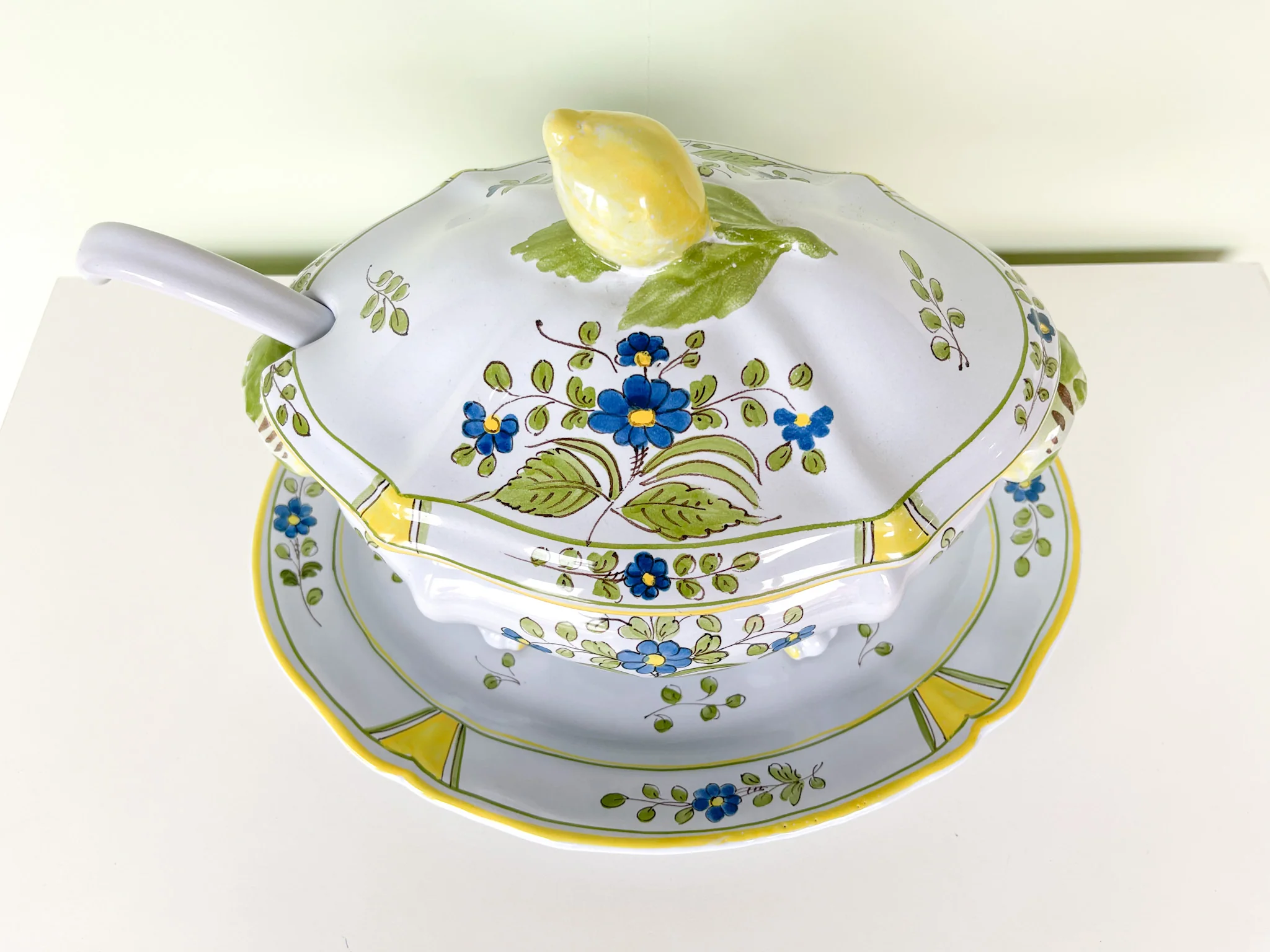 Italian Lemon Tureen - Image 2