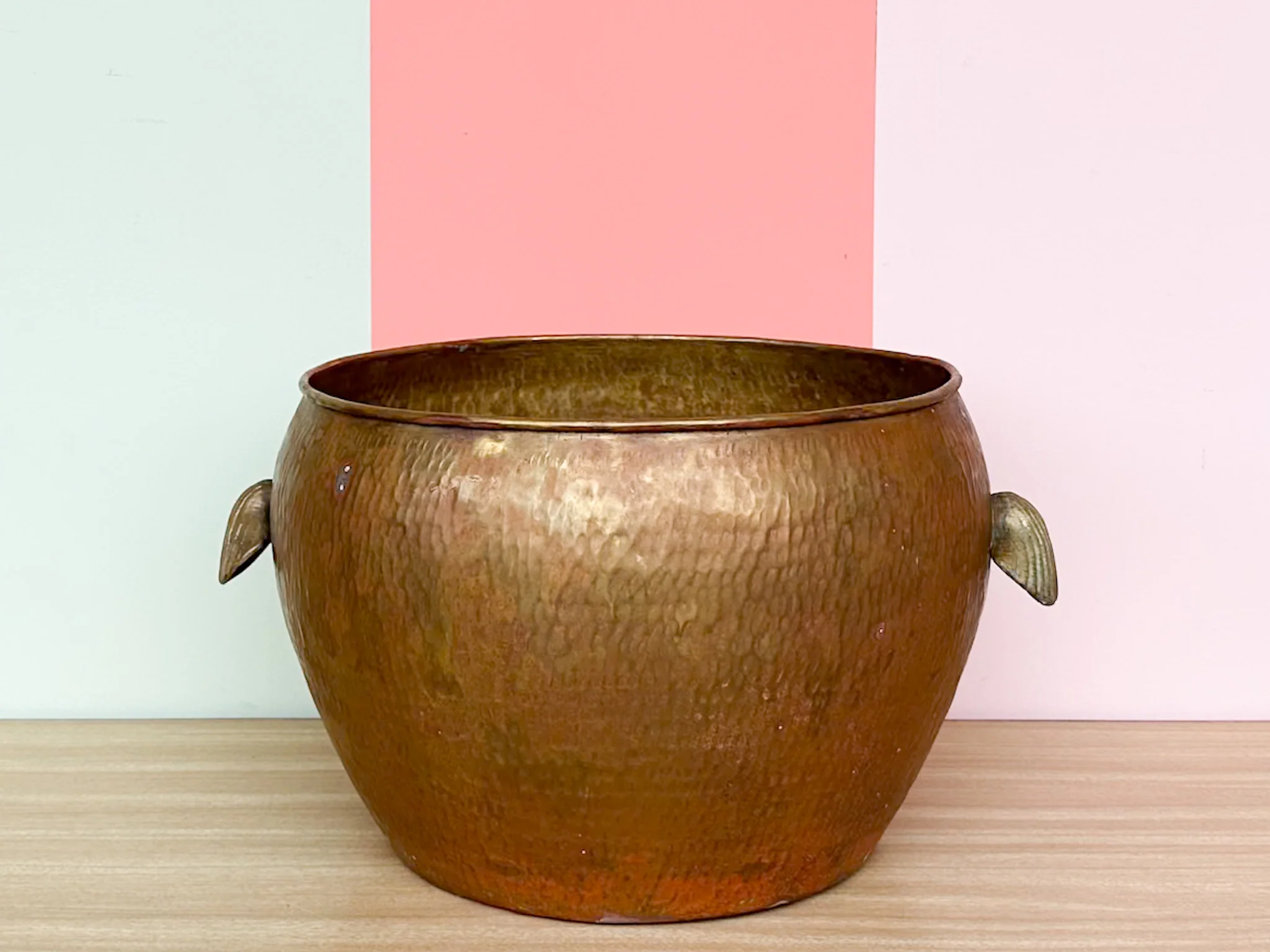 Large Brass Cachepot with Shell Handles - Image 5