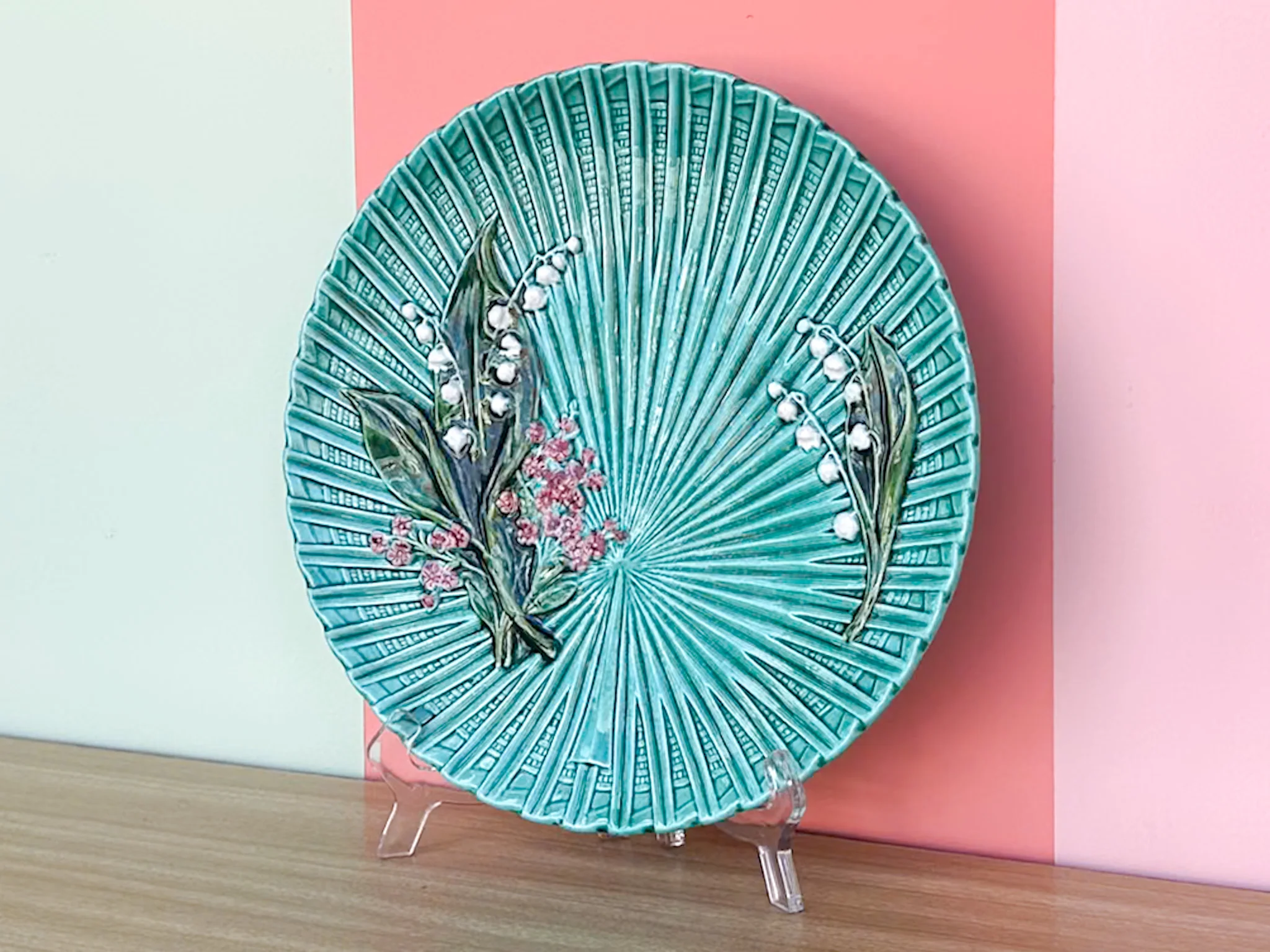 Large Majolica Lily of the Valley Plate - Image 2