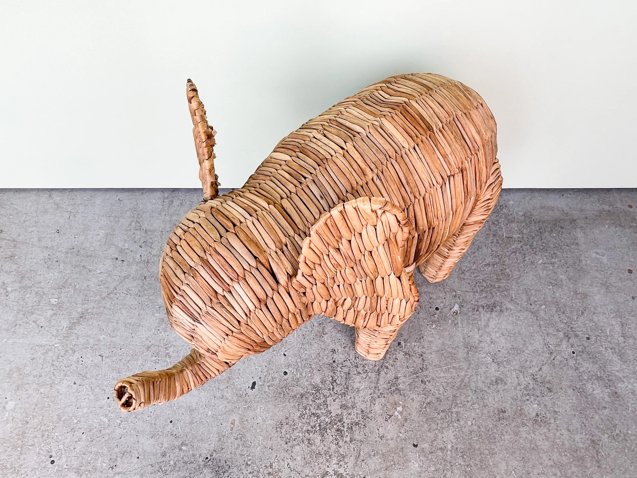 Large Rattan Elephant - Image 3