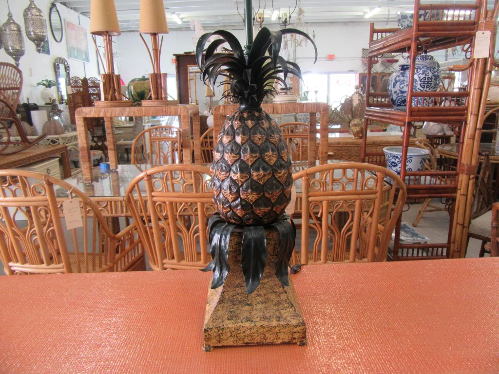 Large Tole Italian Pineapple Lamp - Image 2