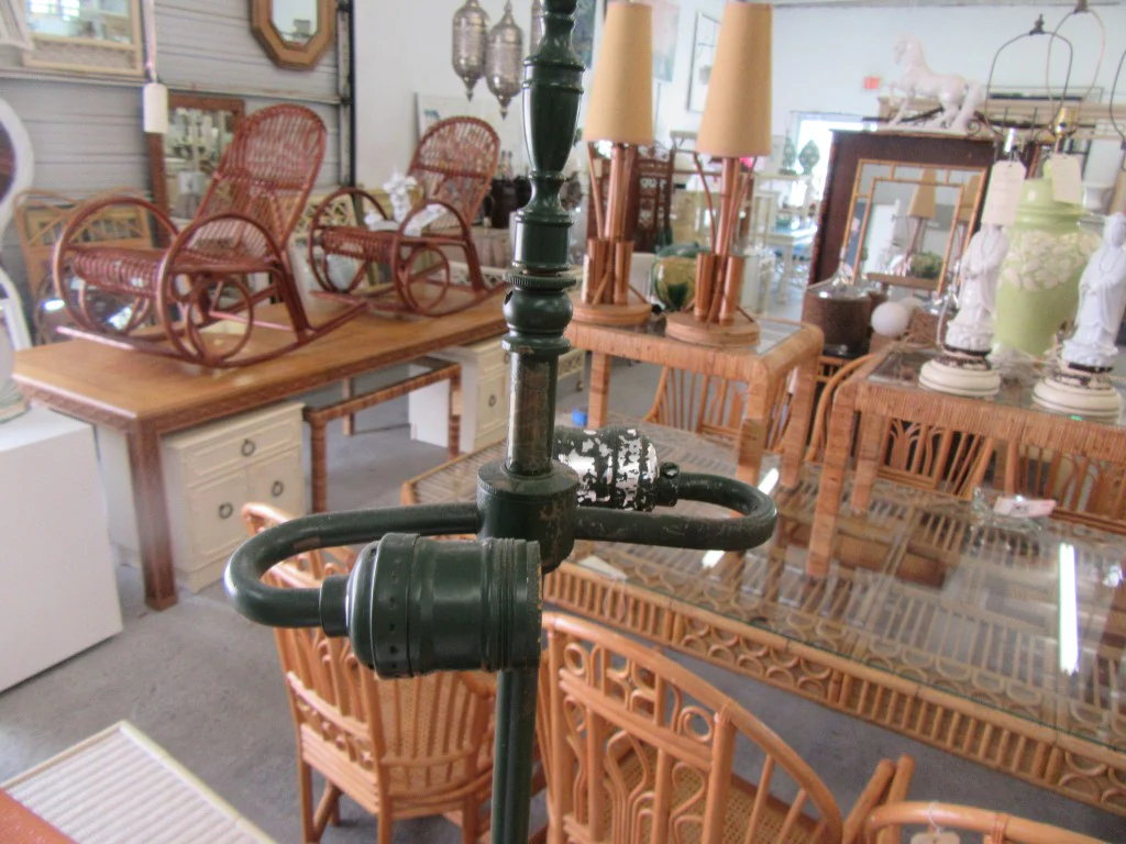 Large Tole Italian Pineapple Lamp - Image 5