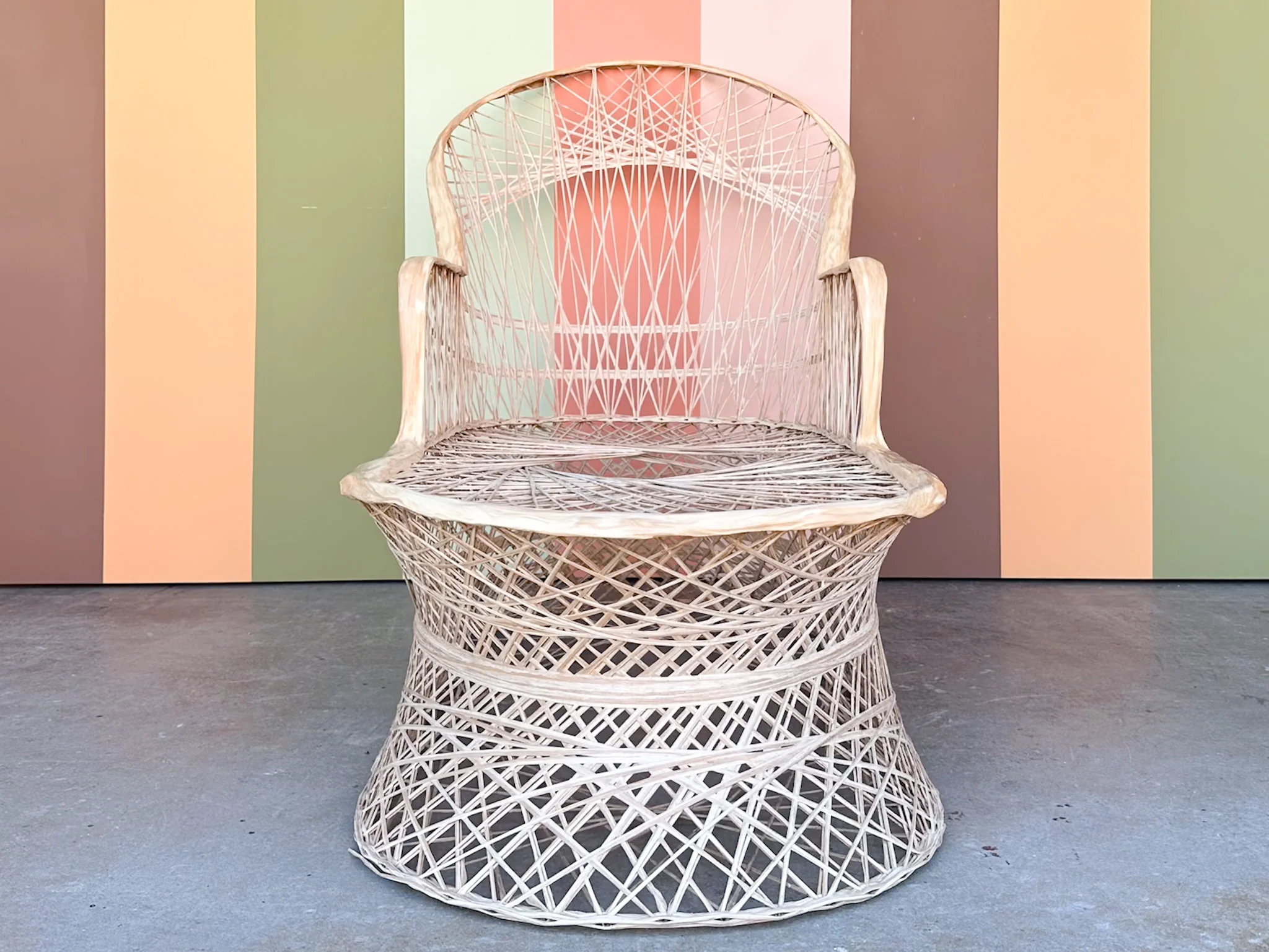 Marbled Pink Webspun Chaise - Image 4