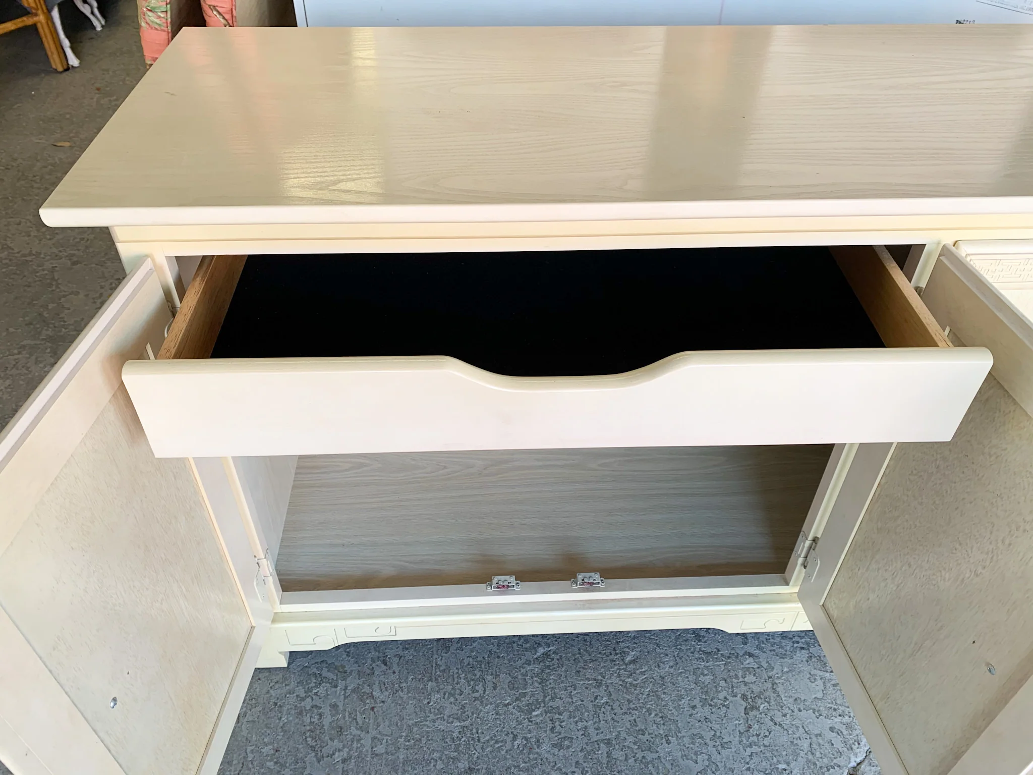 Ming Style Credenza - Image 5