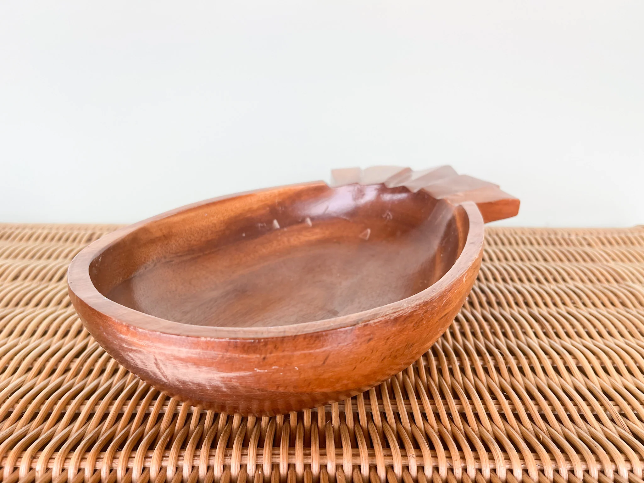 Monkey Pod Pineapple Salad Bowl Set - Image 4