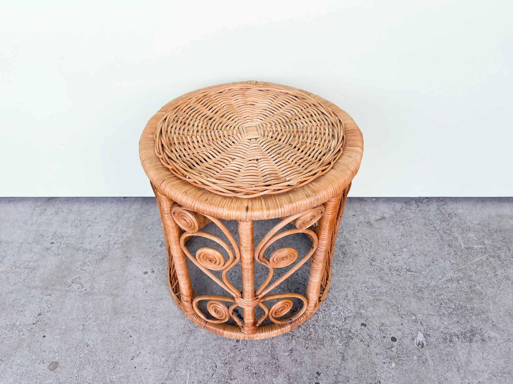 Natural Fiddlehead Wicker Drum Stool - Image 2
