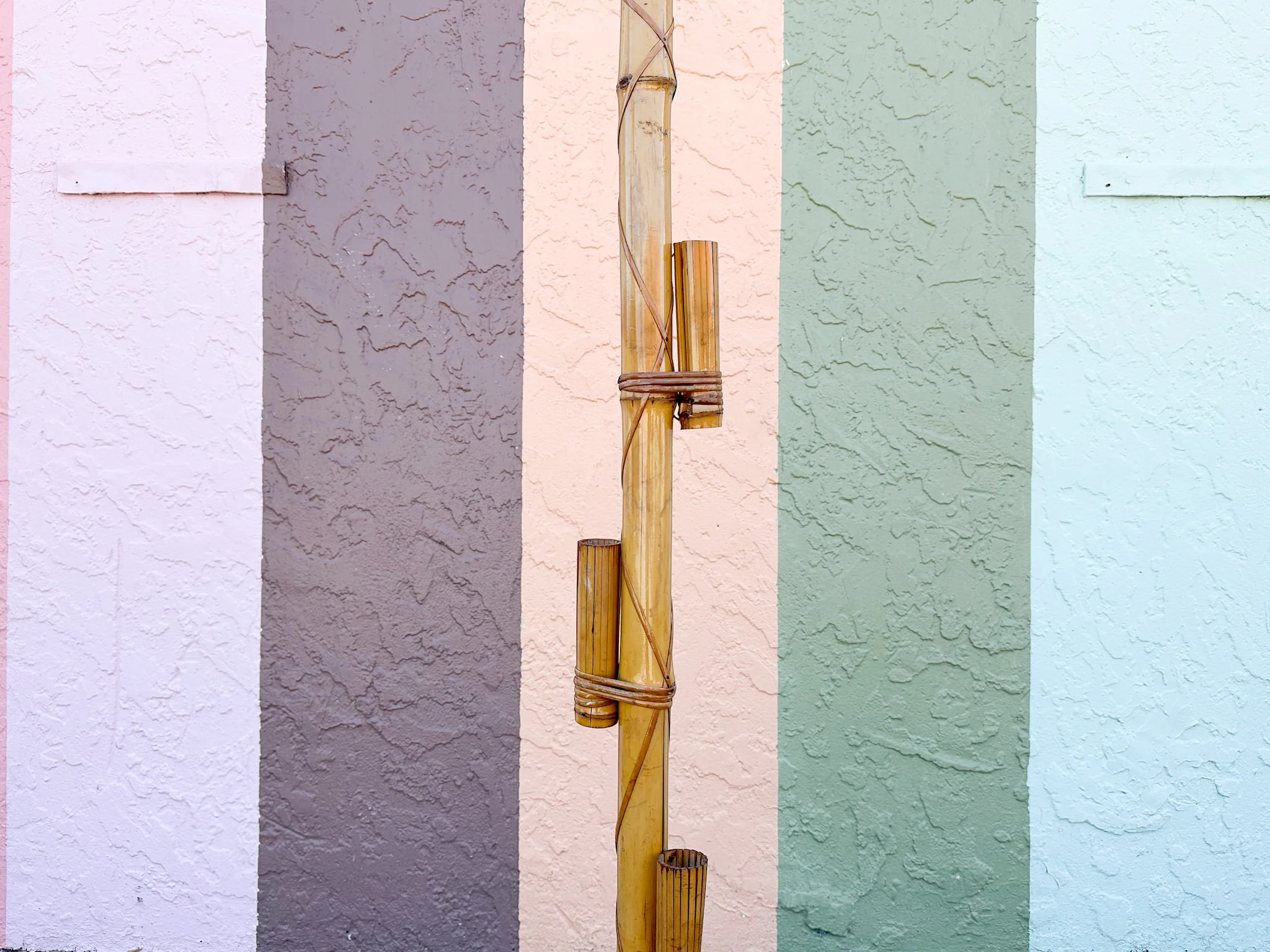 Old Florida Rattan Flower Holder Floor Lamp - Image 3