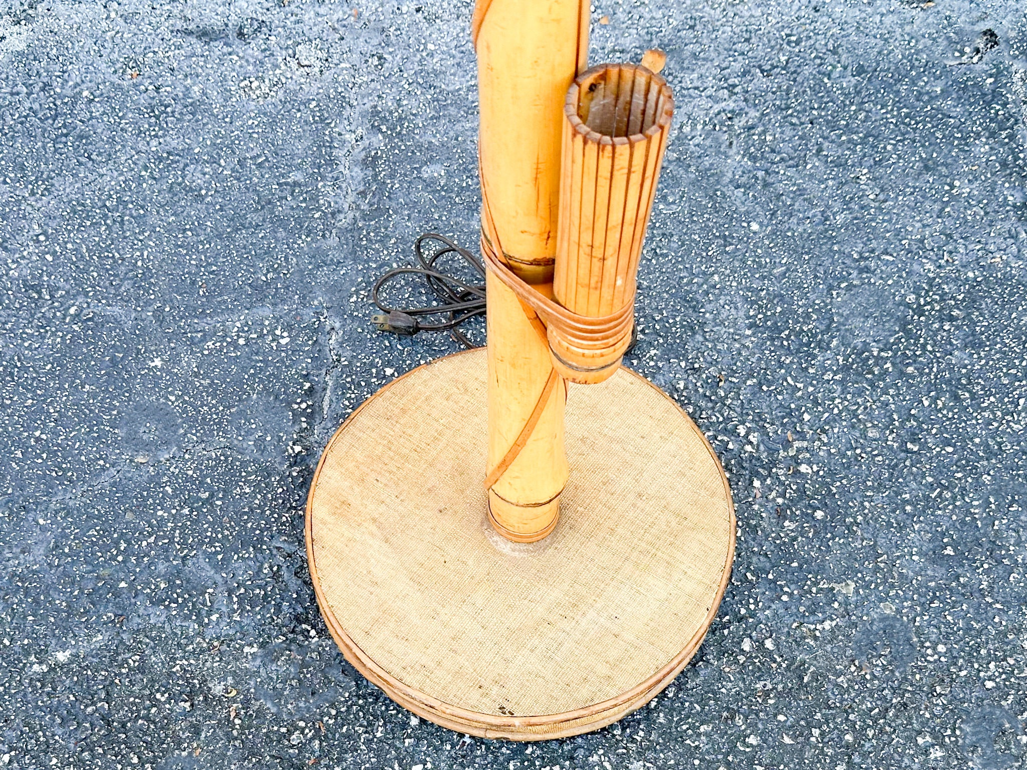 Old Florida Rattan Flower Holder Floor Lamp - Image 8