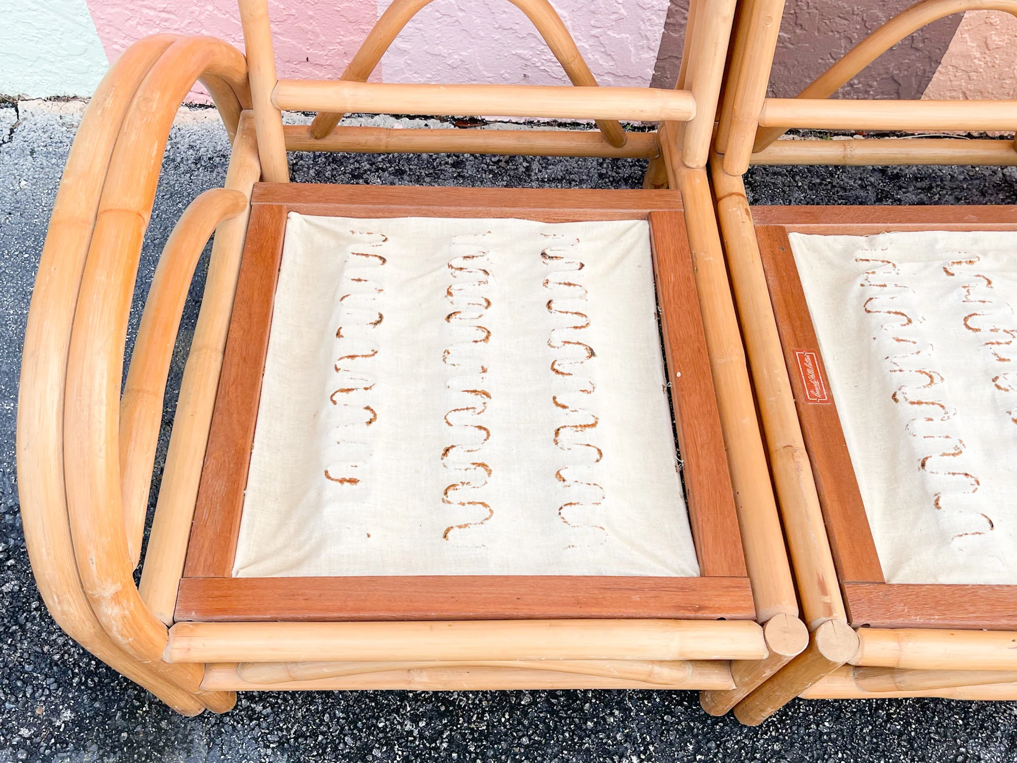 Old Florida Rattan Sofa - Image 9