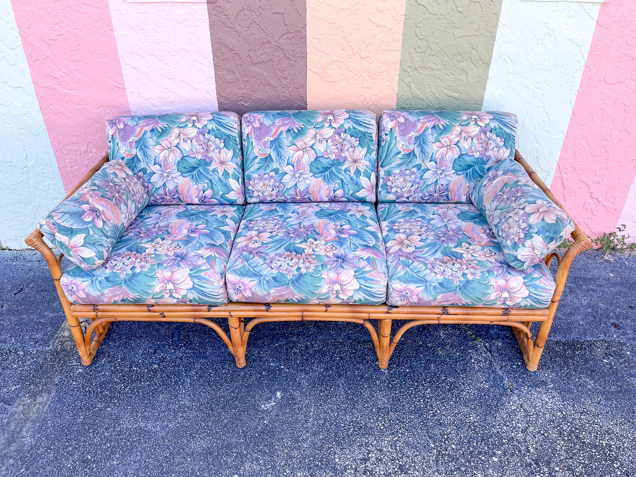 Old Florida Rattan Sofa - Image 4