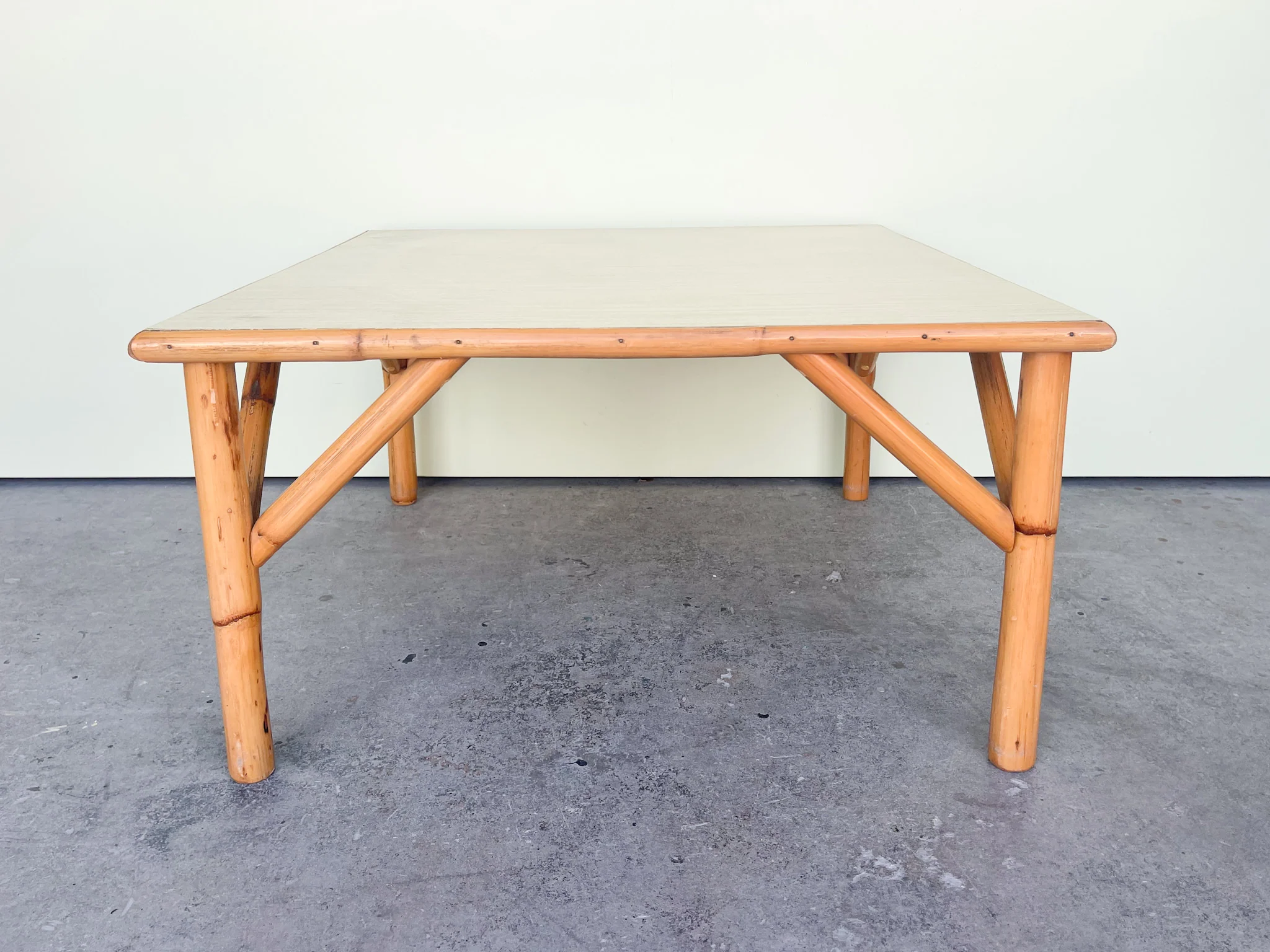 Old Florida Two Tier Rattan Corner Table with Removable Shelf - Image 4