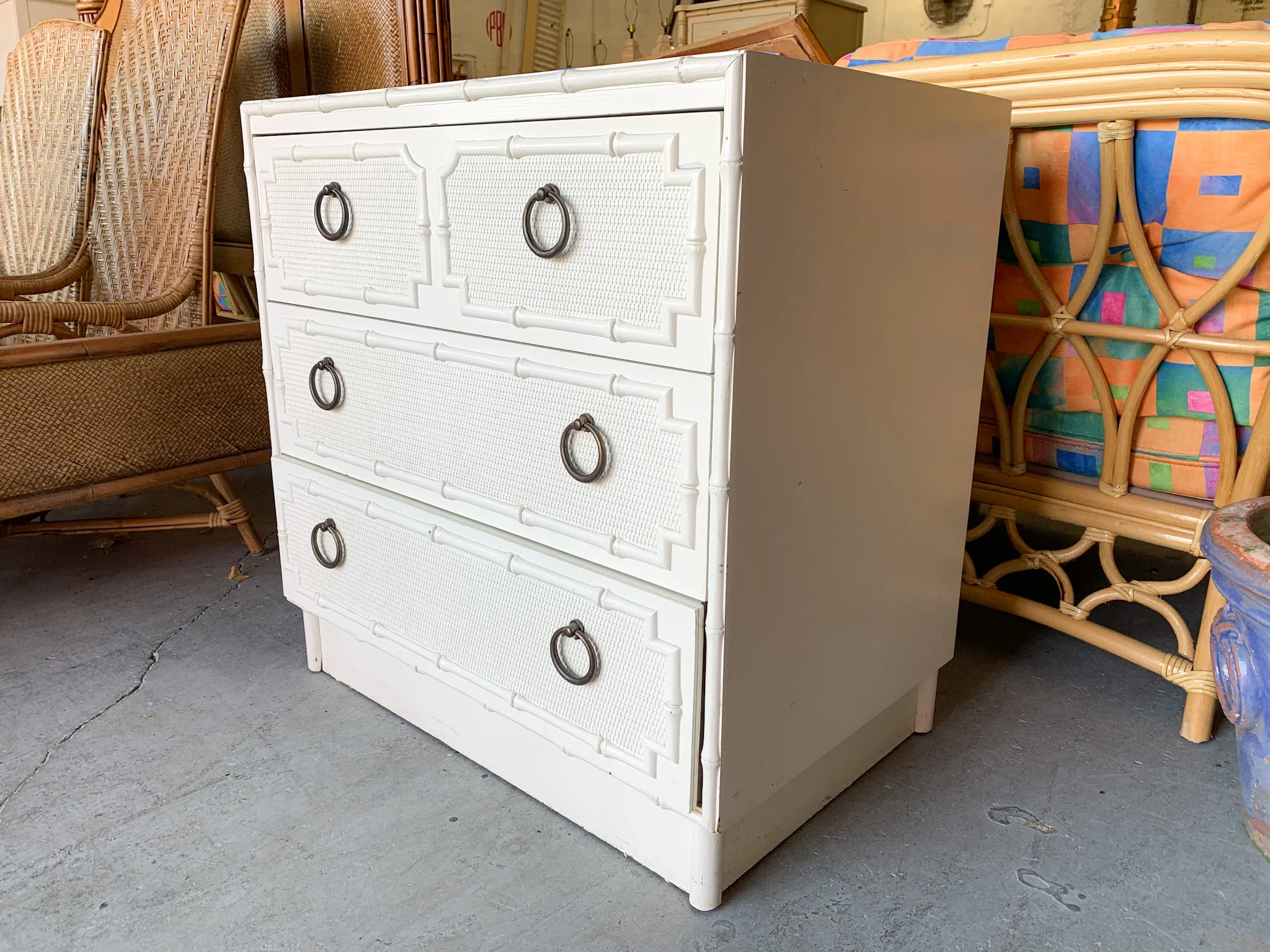 Oversized Omega Chest - Image 3