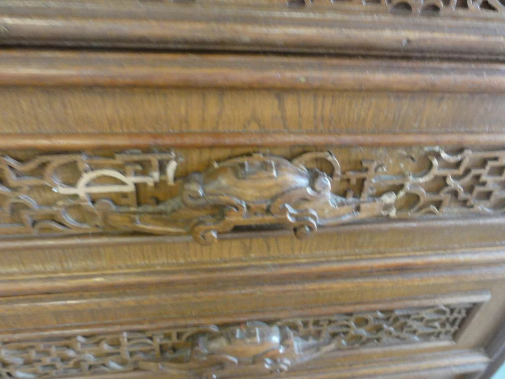 Oversized Pagoda Fretwork Six Drawer Chest - Image 8