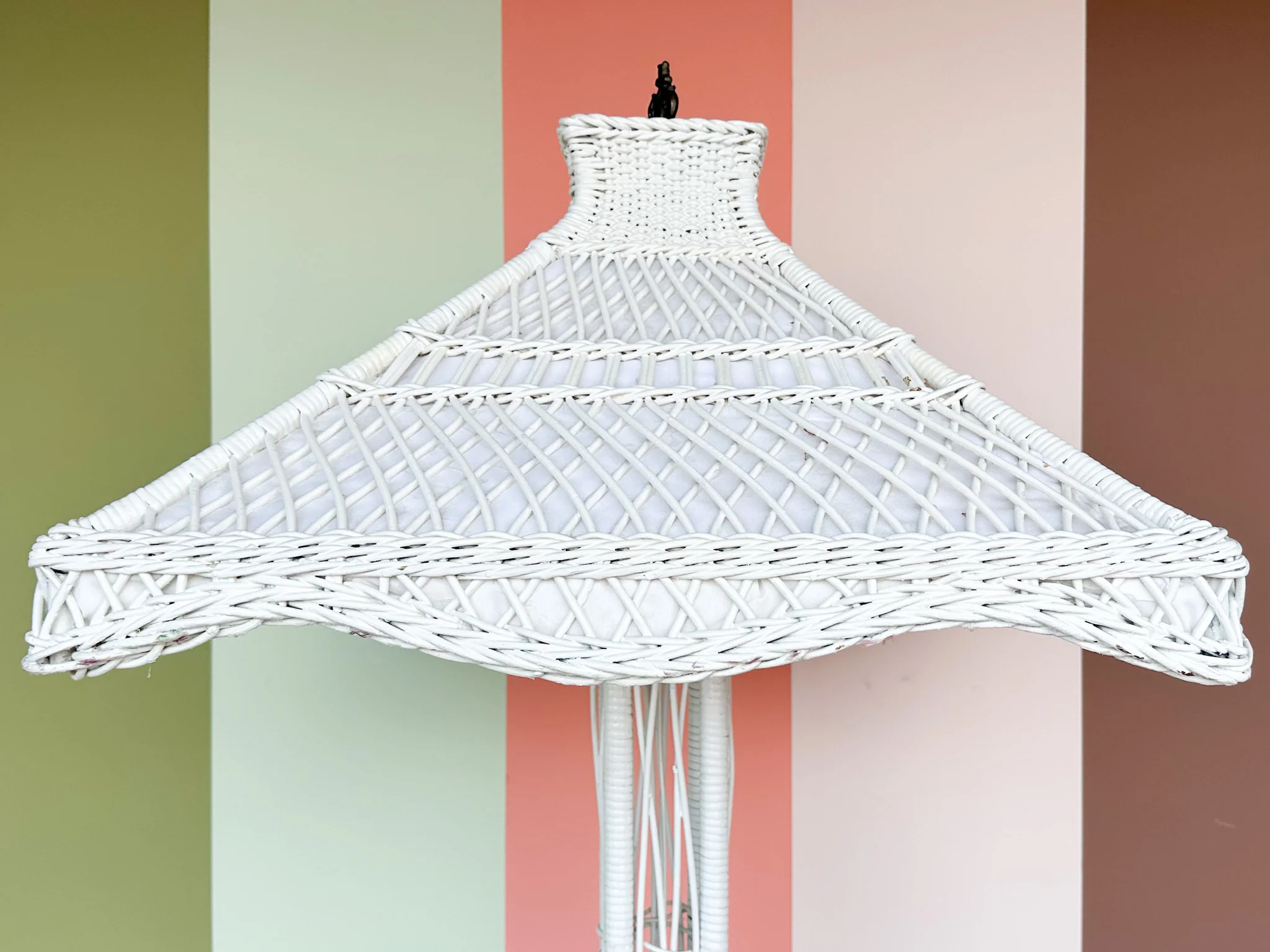 Pagoda Style Wicker Floor Lamp - Image 3