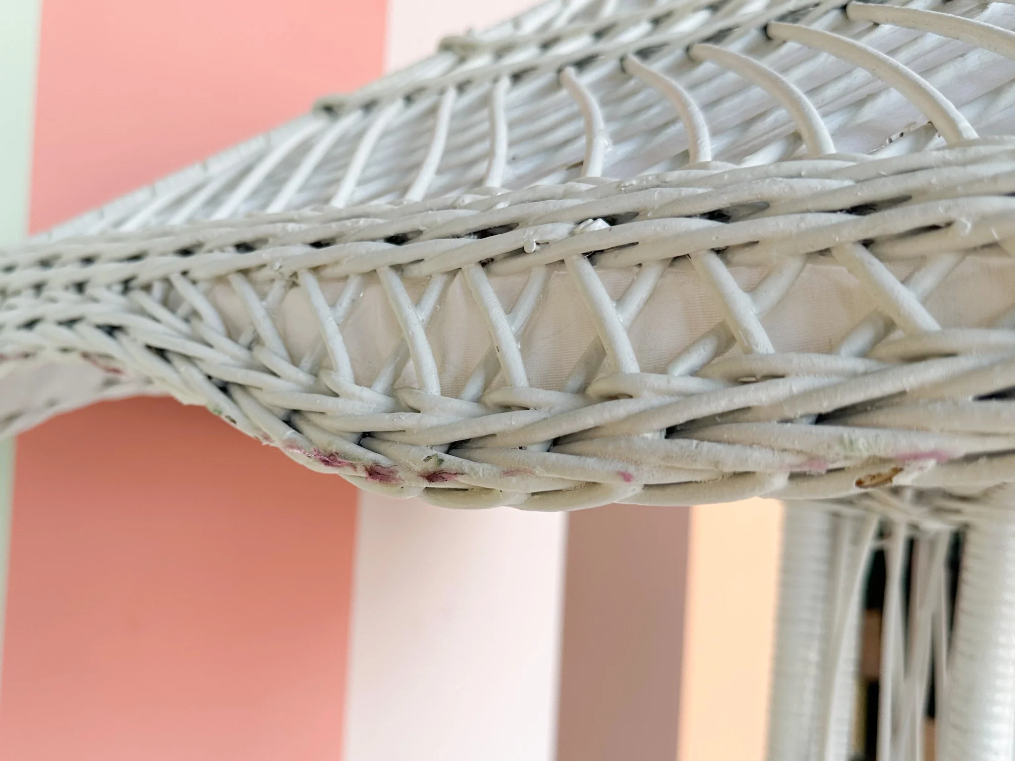 Pagoda Style Wicker Floor Lamp - Image 8
