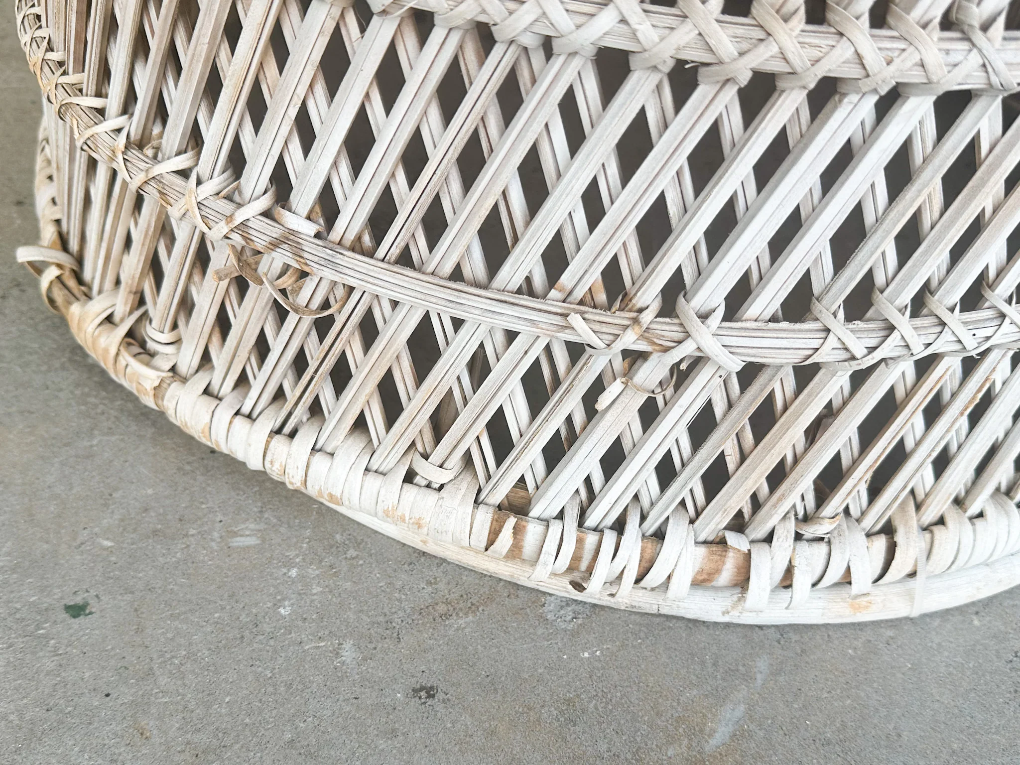 Painted Rattan Peacock Chair - Image 15