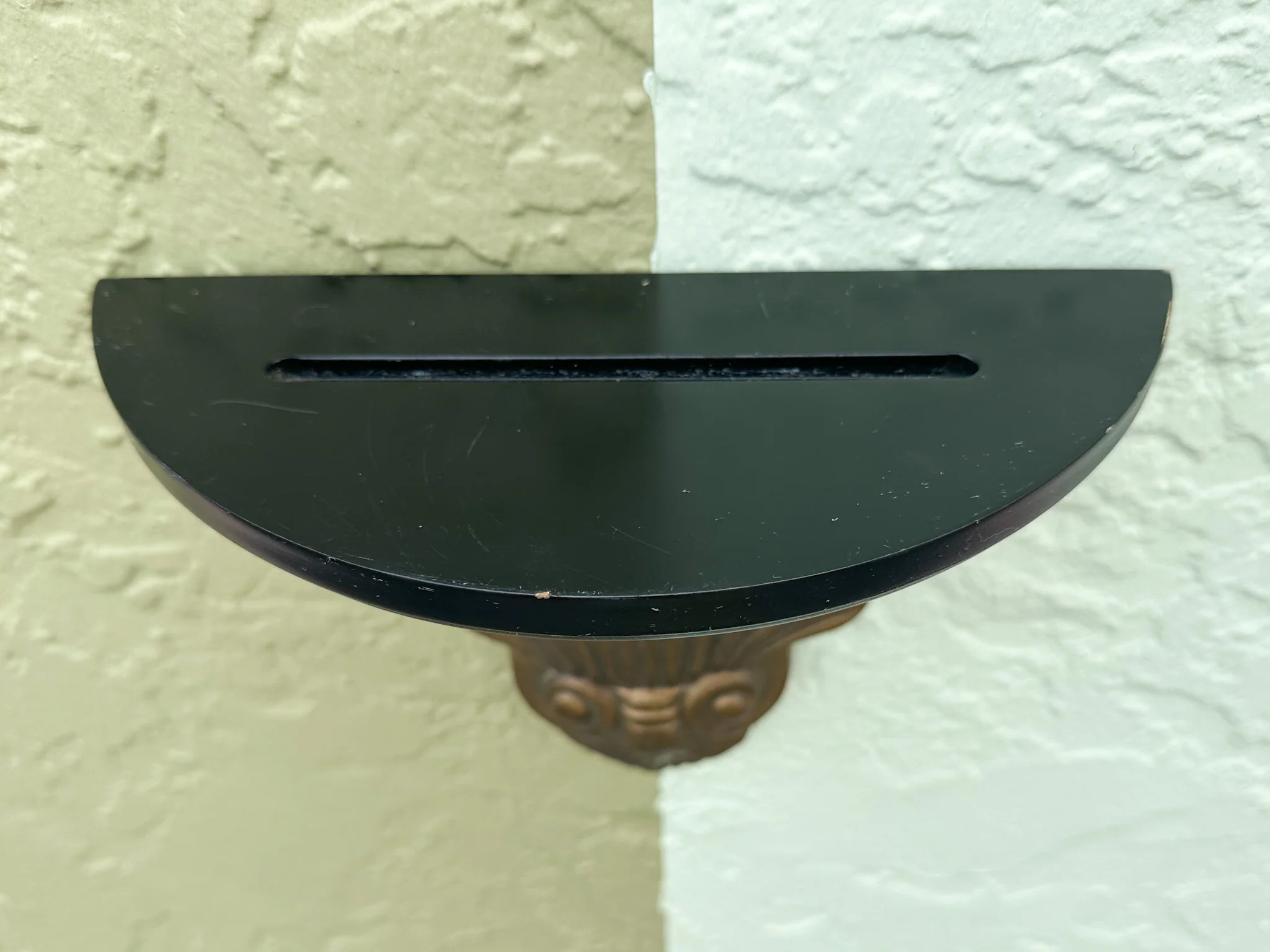 Pair of Brass Shell Wall Shelves - Image 3