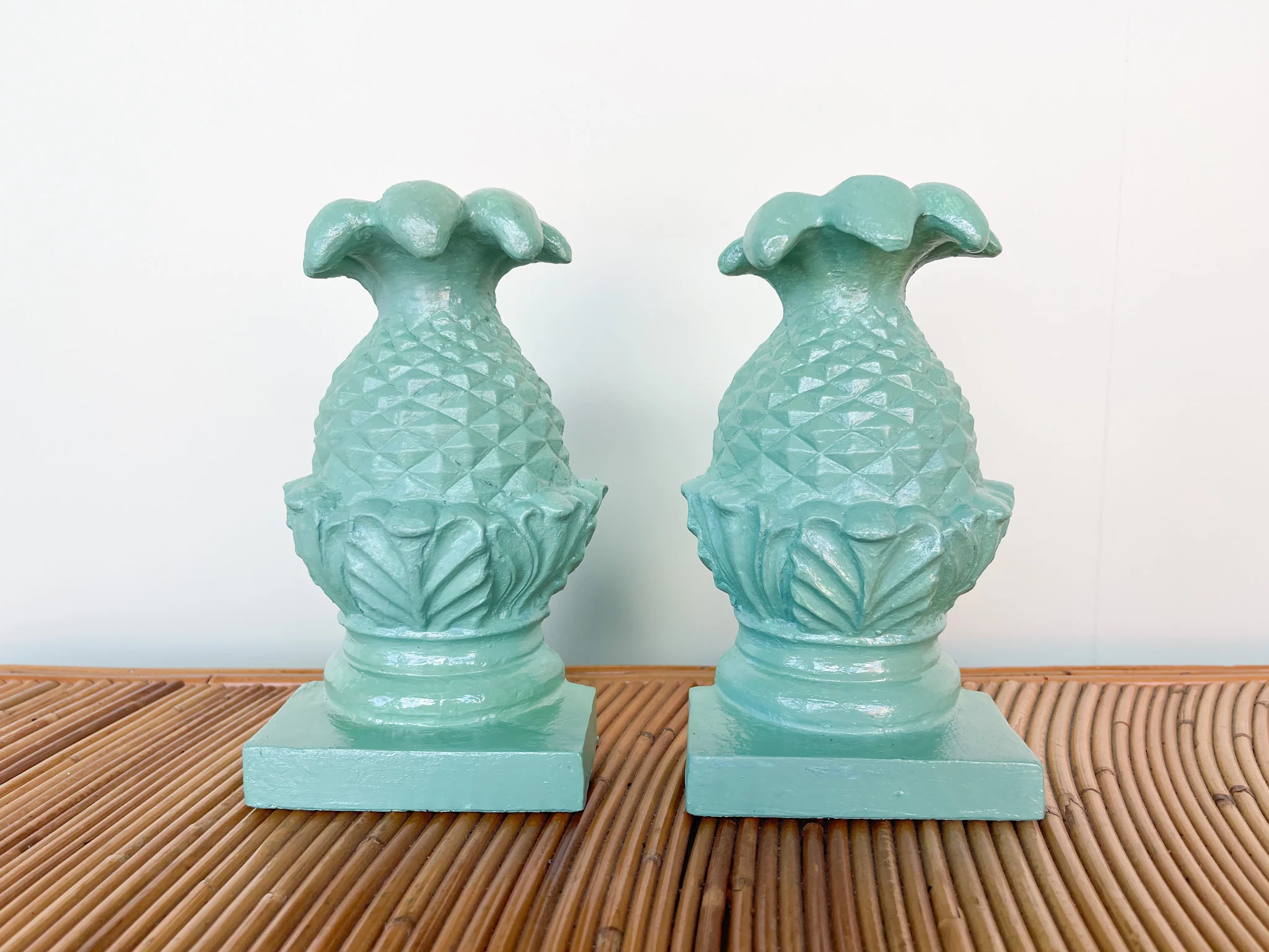 Pair of Cast Iron Pineapple Book Ends - Image 3