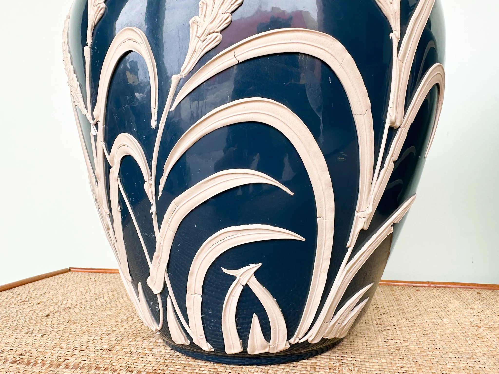 Pair of Sheaf of Wheat Navy Icing Lamps - Image 7