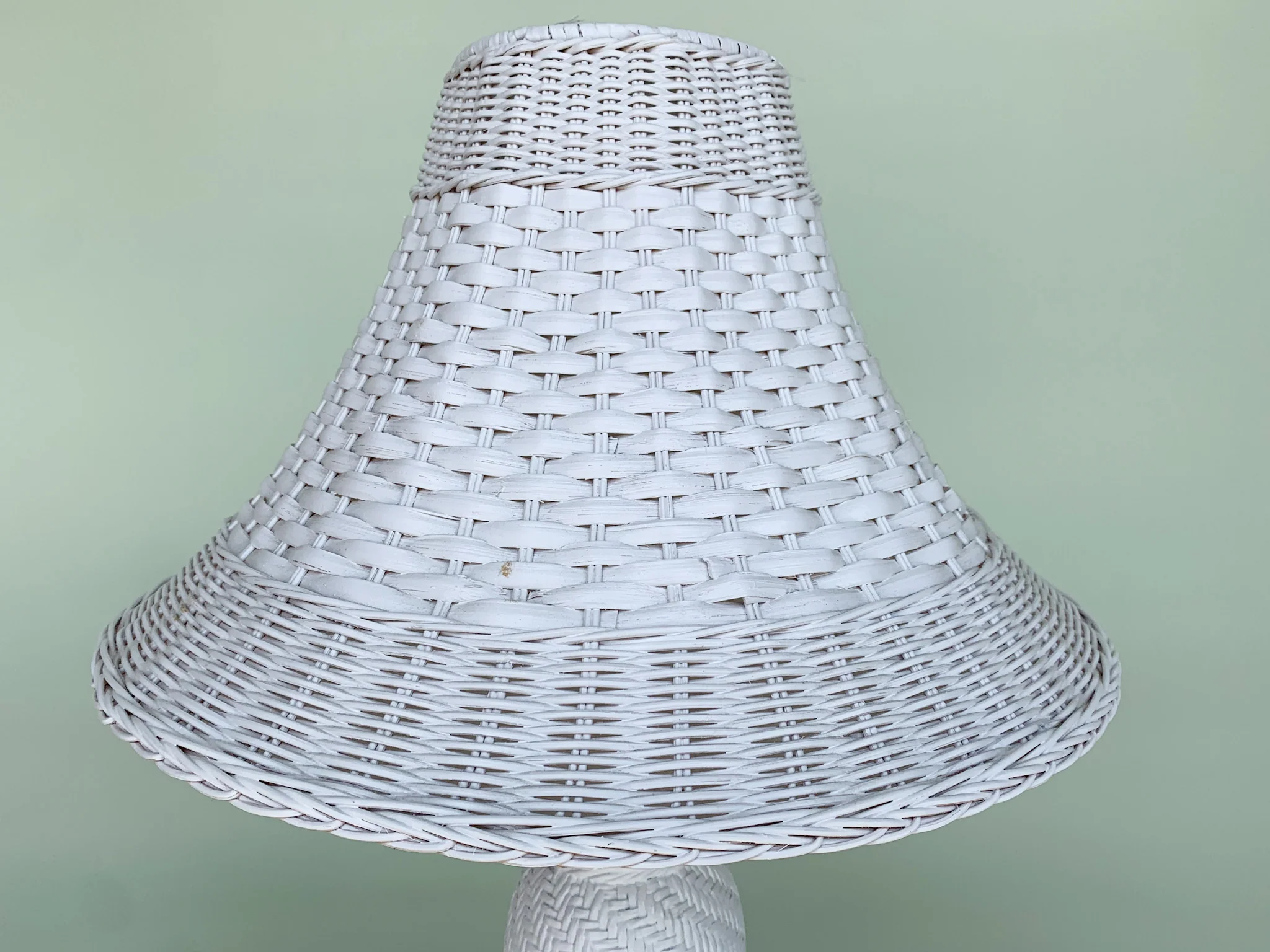 Pair of Chic Pineapple Lamps - Image 2