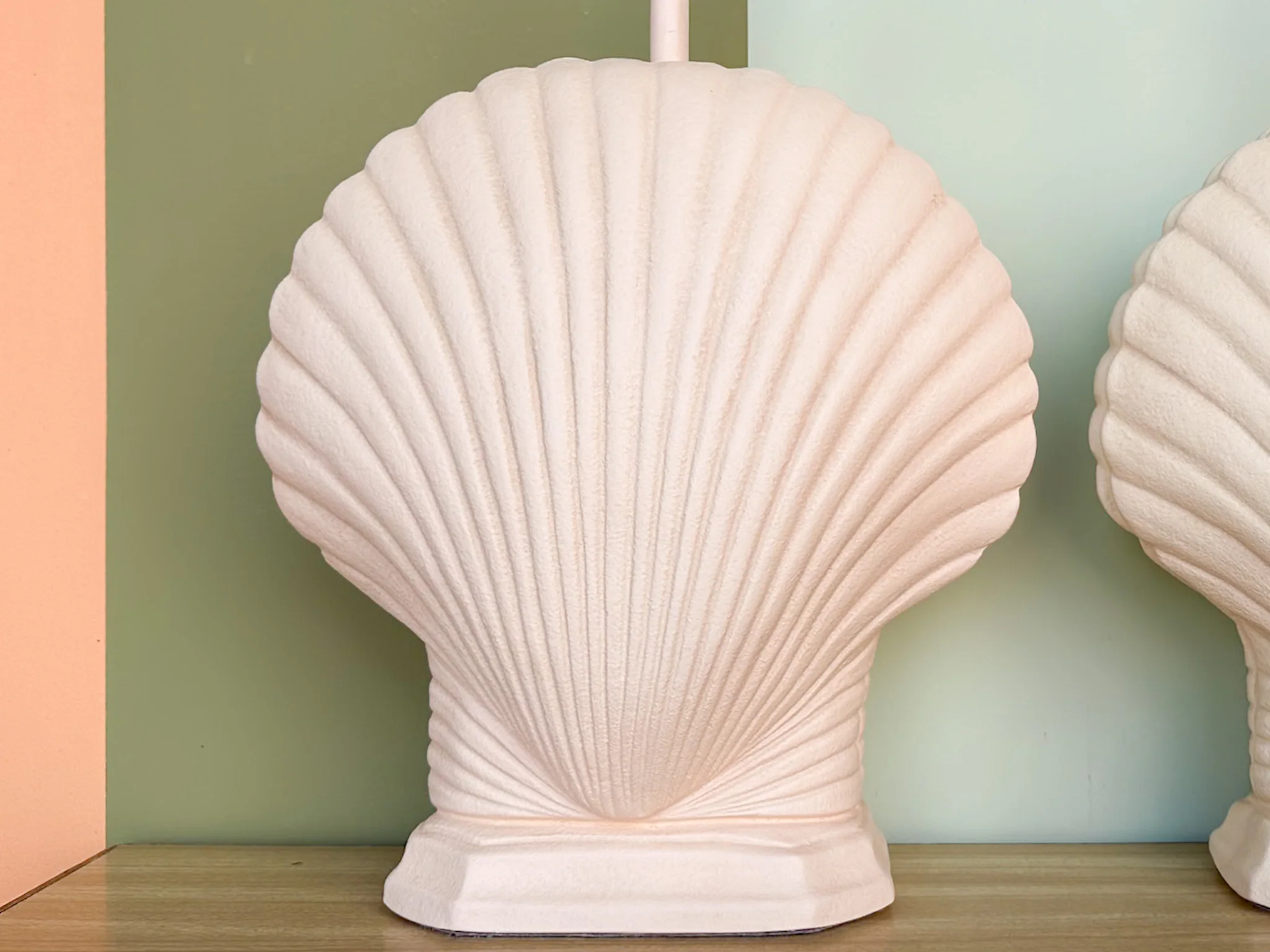 Pair of Clam Shell Lamps - Image 5