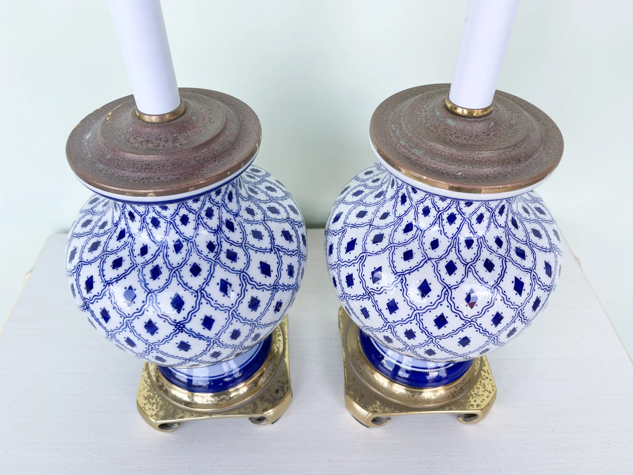 Pair of Cute Blue and White Lamps - Image 3