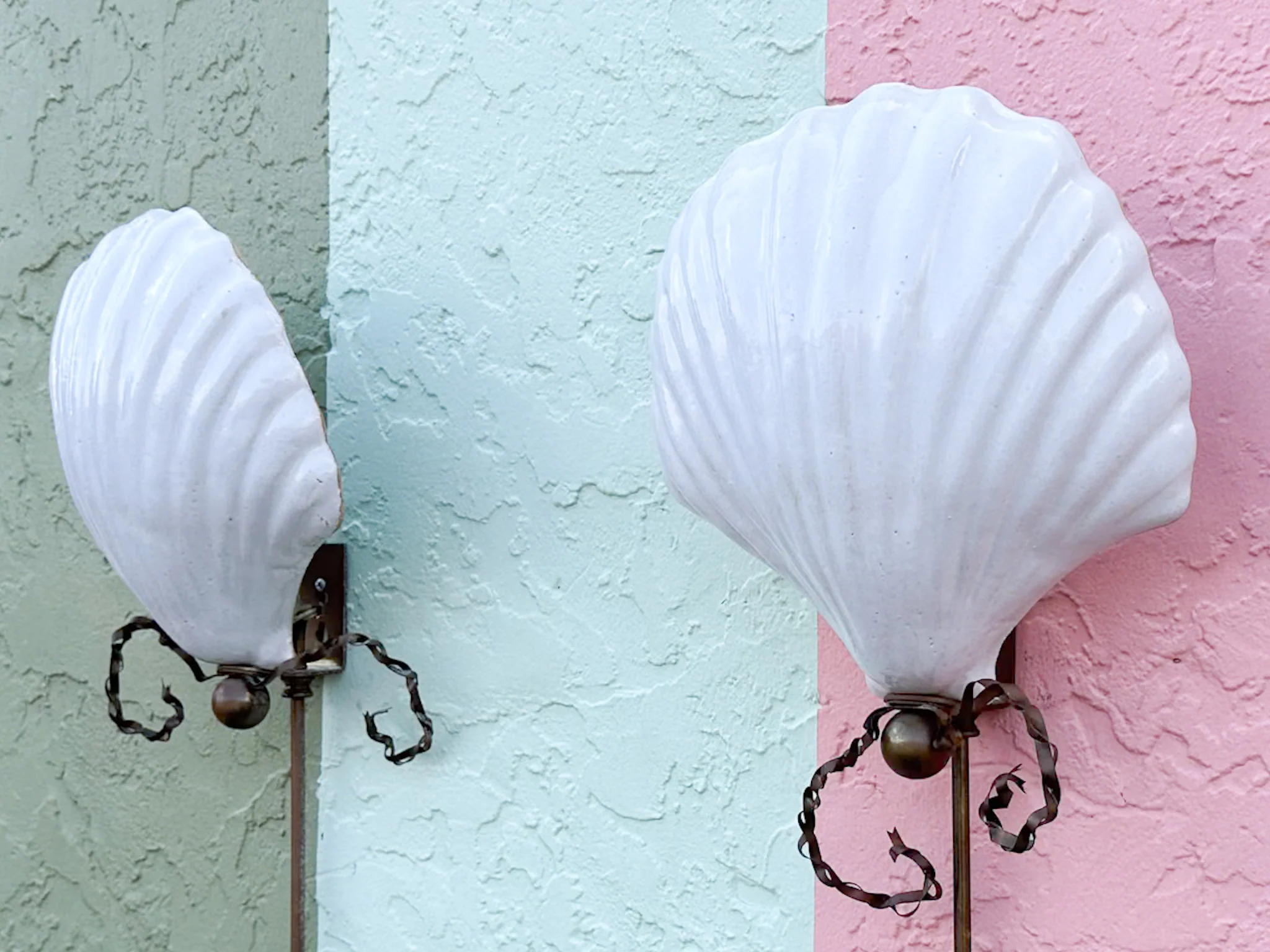 Pair of Epic Shell Wall Sconces - Image 4