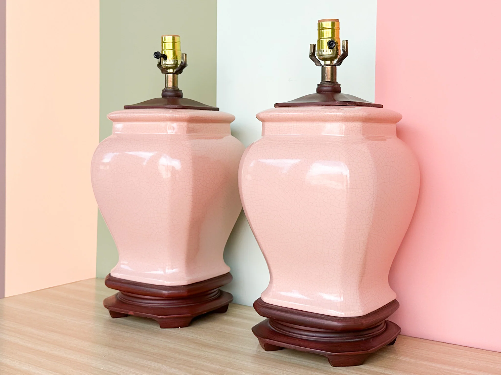 Pair of Haeger Pink Crackle Lamps - Image 3
