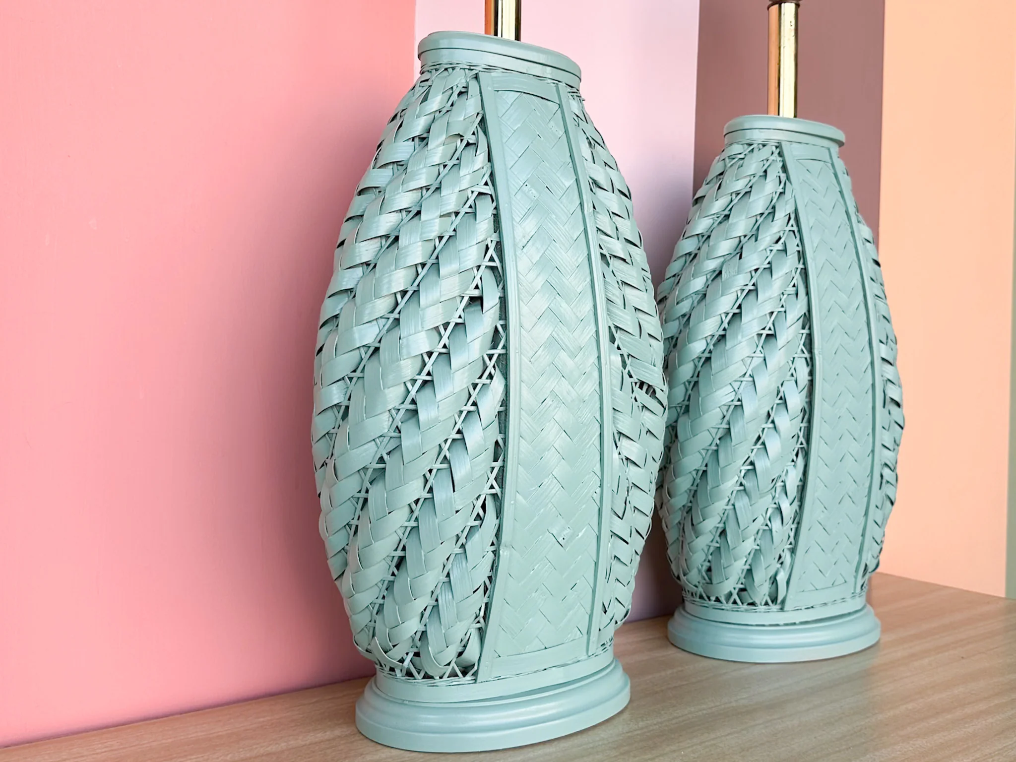 Pair of Island Chic Woven Lamps - Image 5