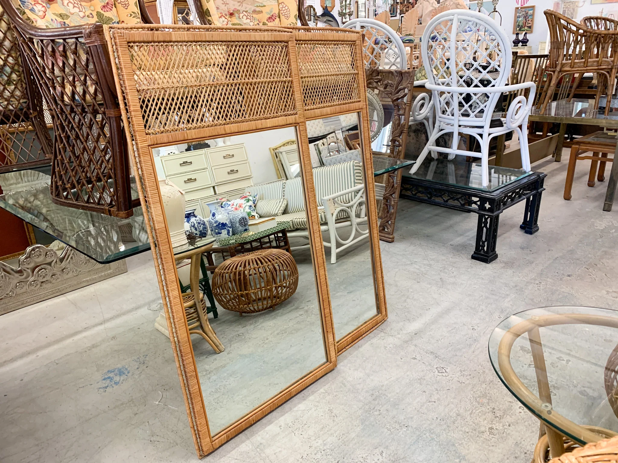 Island Style Rattan Mirror - Image 2