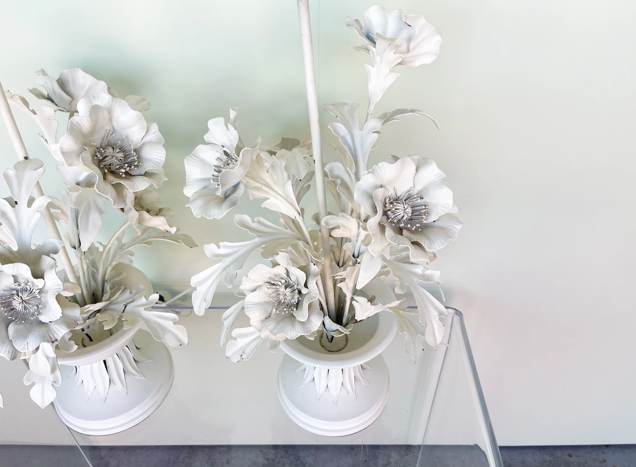 Pair of Italian Tole Flower Lamps - Image 5