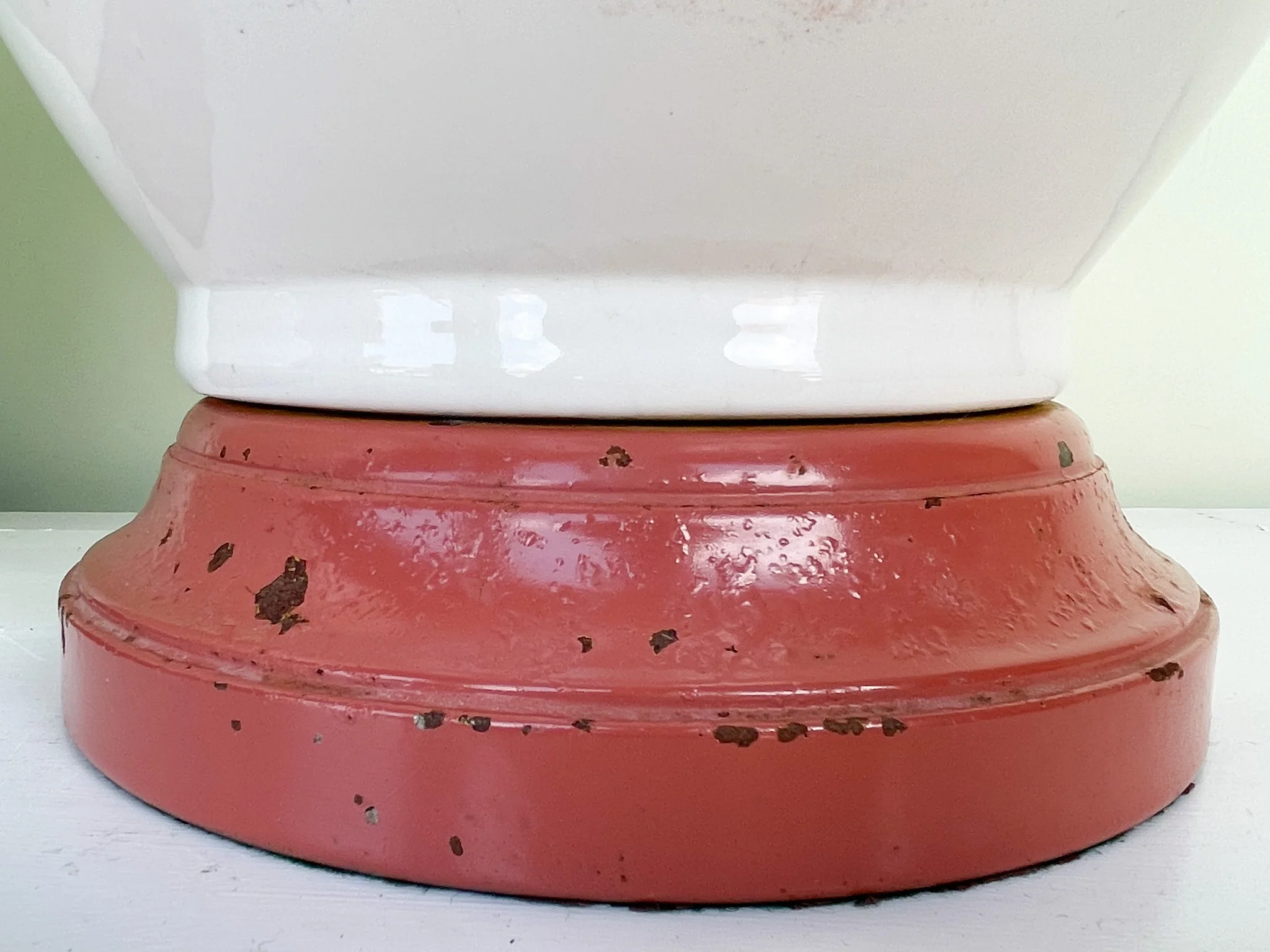 Warehouse Wednesday Sale: Pair of Large White Ceramic Ginger Jar Lamps - Image 6