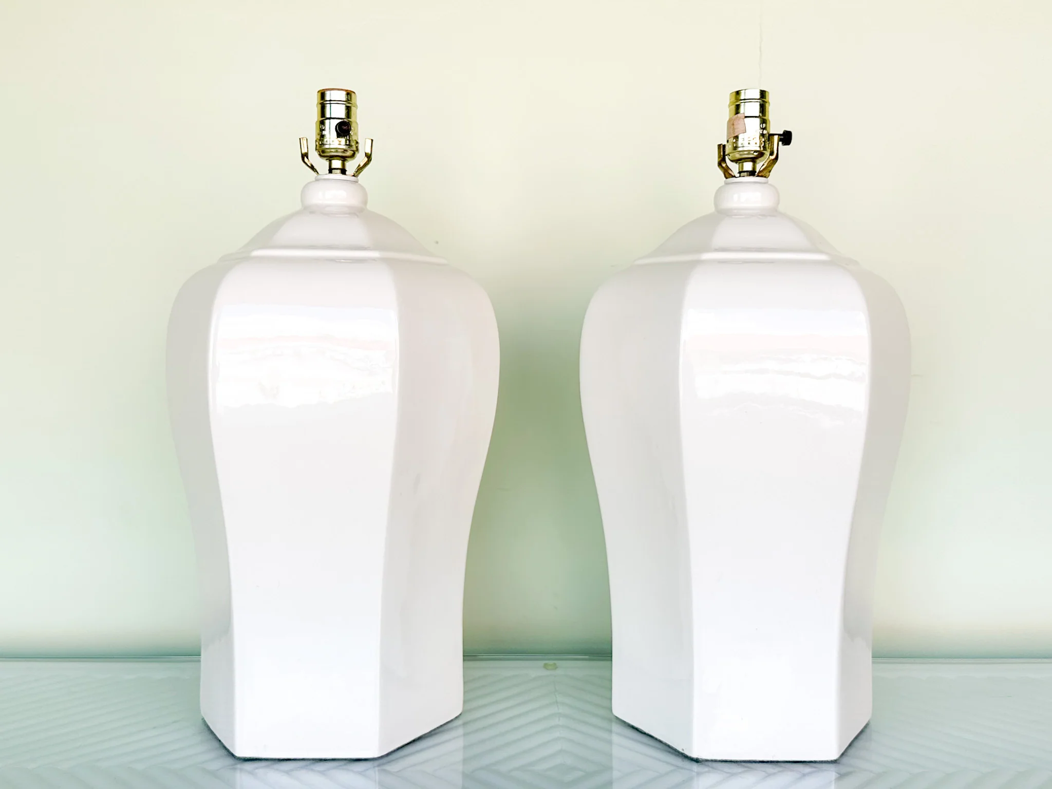 Pair of Large White Ginger Jar Lamps - Image 7