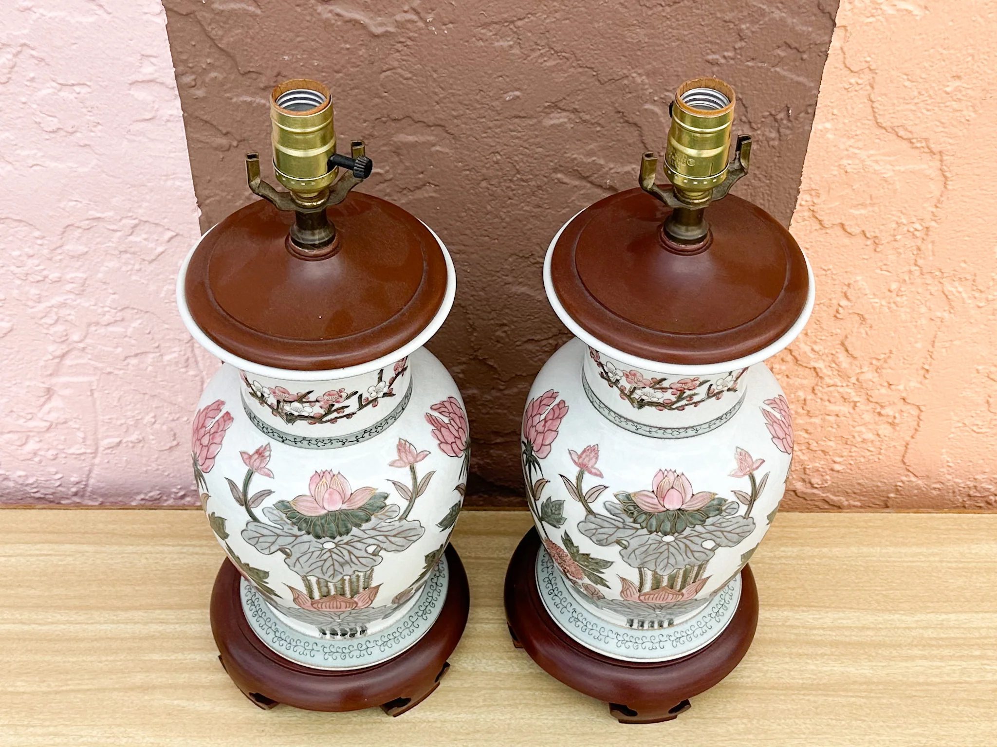 Pair of Lotus Lamps - Image 7